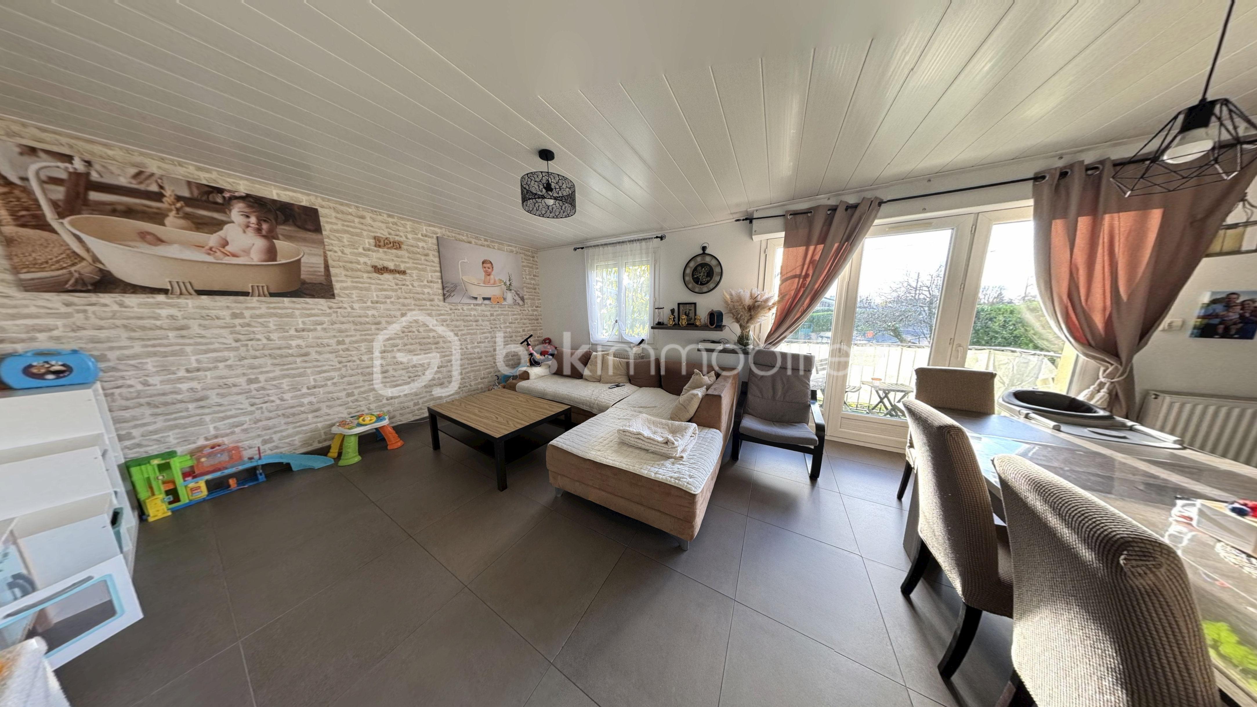 Maison traditionnelle de 157 m² - Home-11172025_172823.jpg