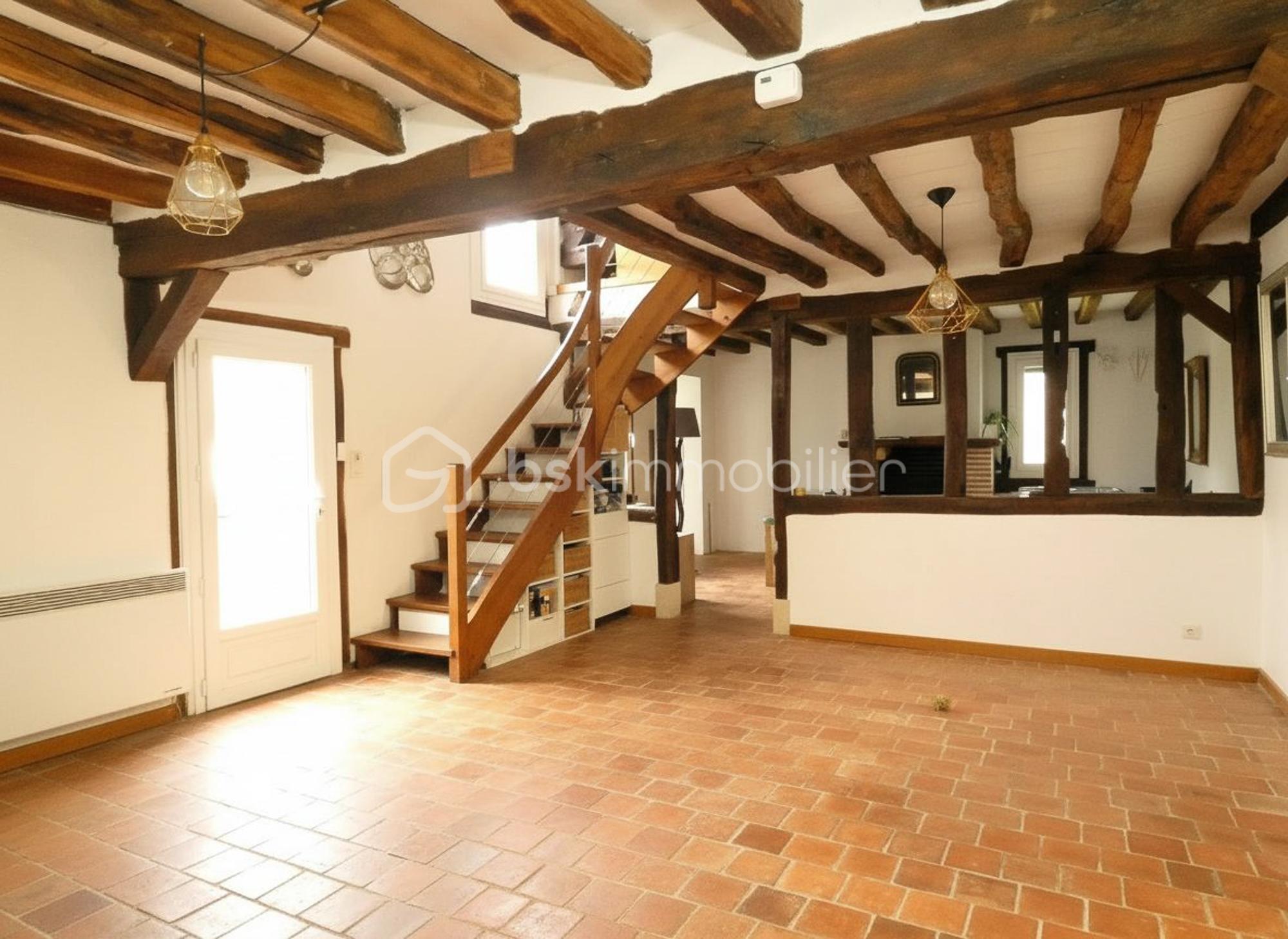 maison-ferme-8-pieces-les-bordes-45460-1774633590-VM1376_115_original.jpg