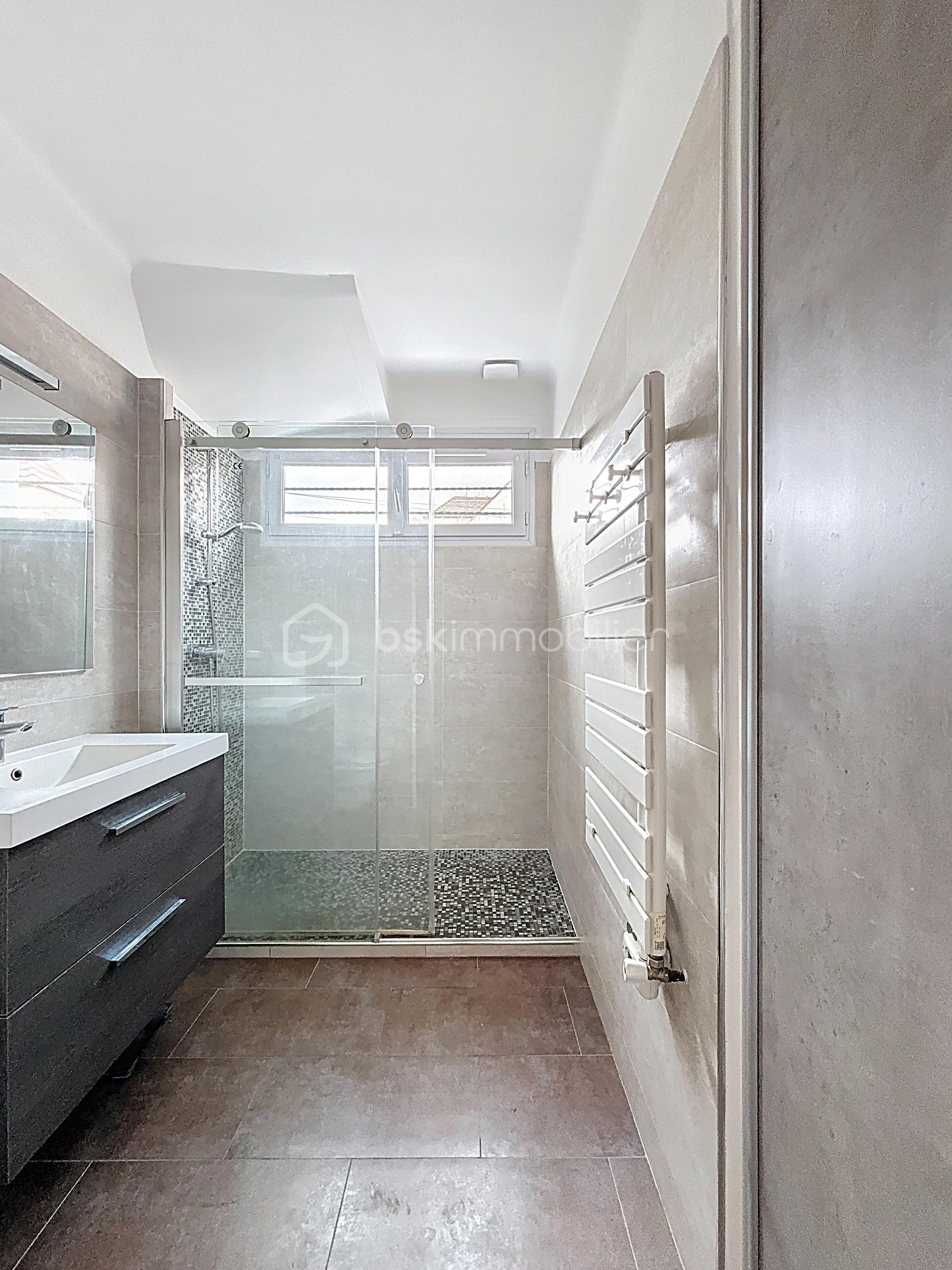 Maison de 122 m² - gonne_00012.jpg