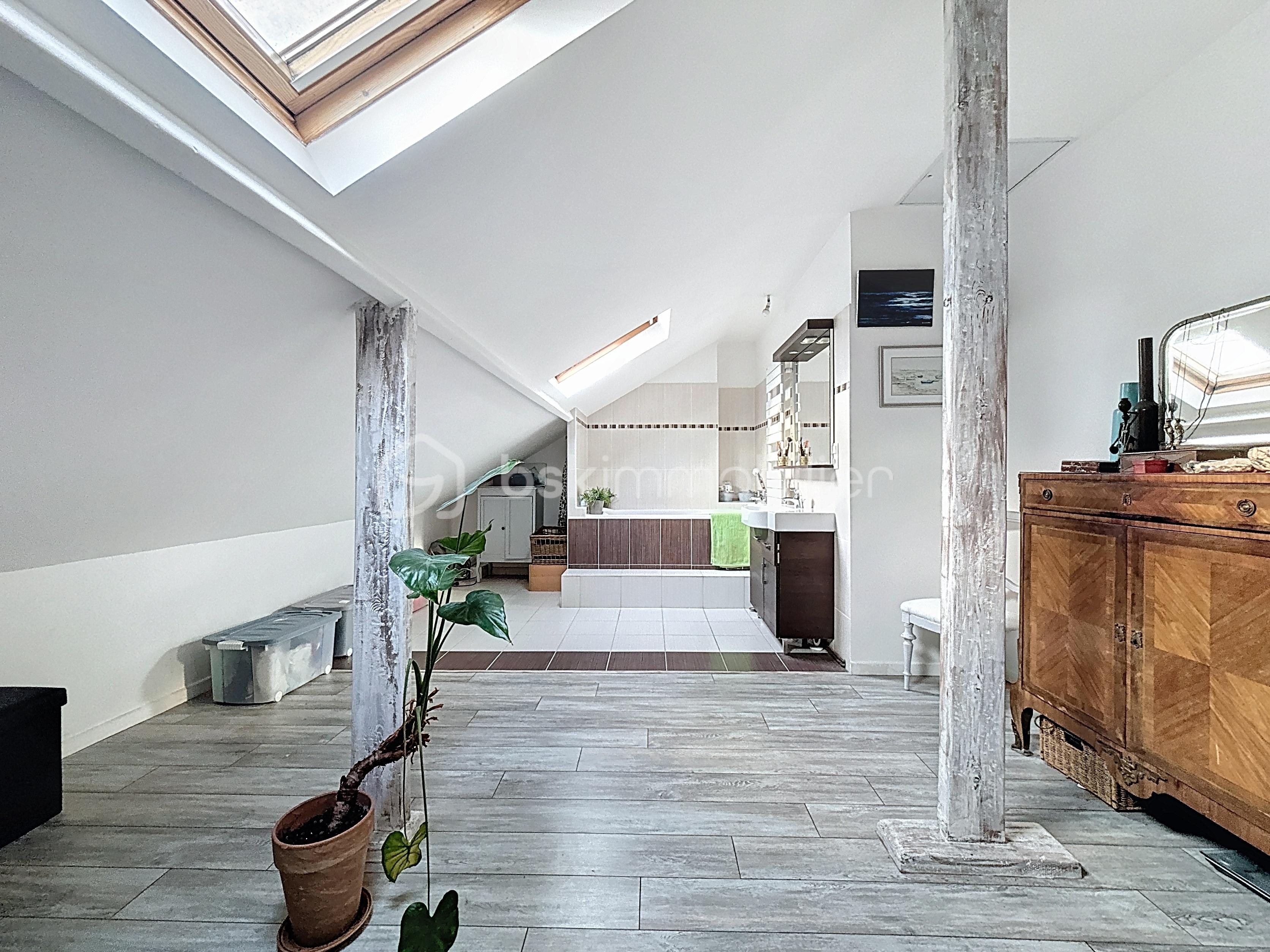 Maison de 122 m² - gonne_00031.jpg