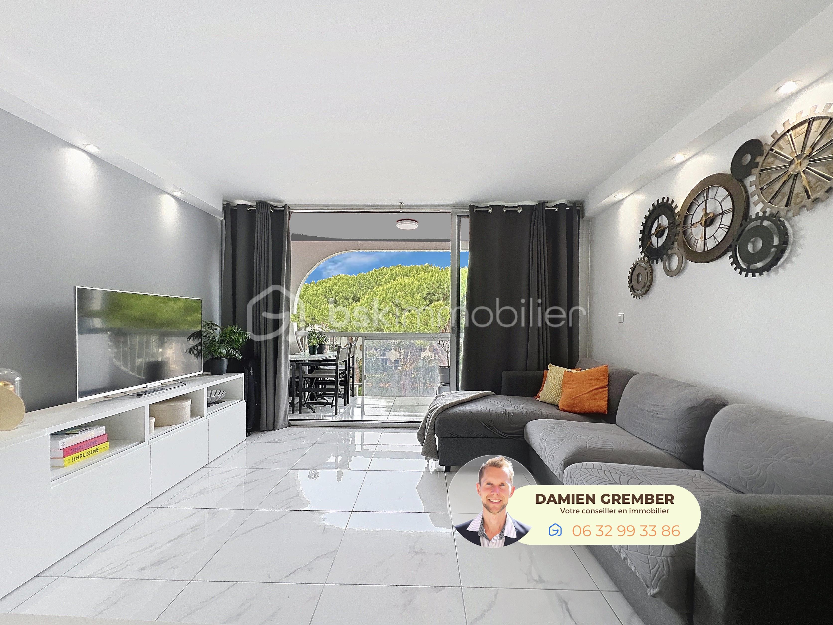 Appartement de 45,10 m² - salon loggia.jpg
