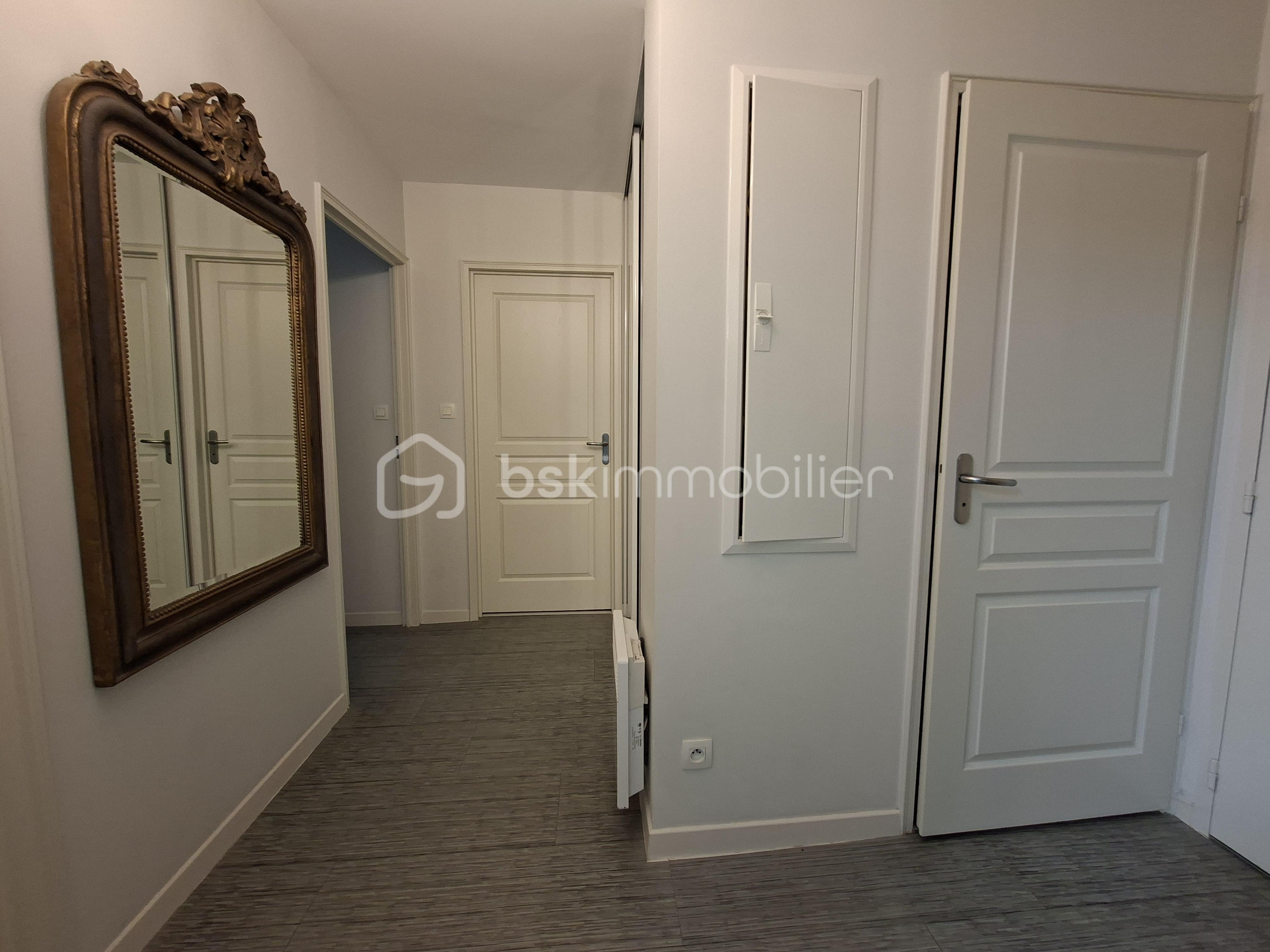 HALL ENTREE.jpg