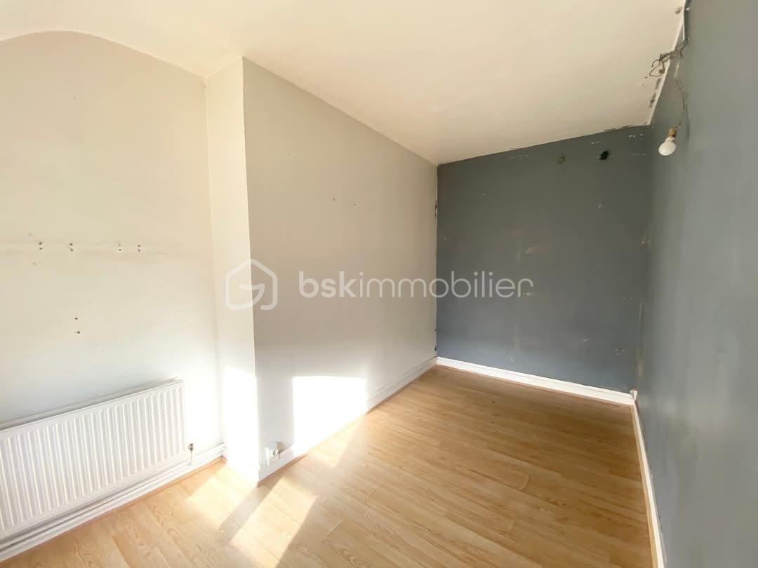 Maison de ville de 100 m² - Z6tEFKzaesT3hp2665XDjIxBBpCE7YXwIarPX04B.jpg