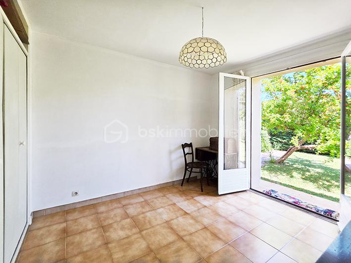 chambre porte fenetre.jpg