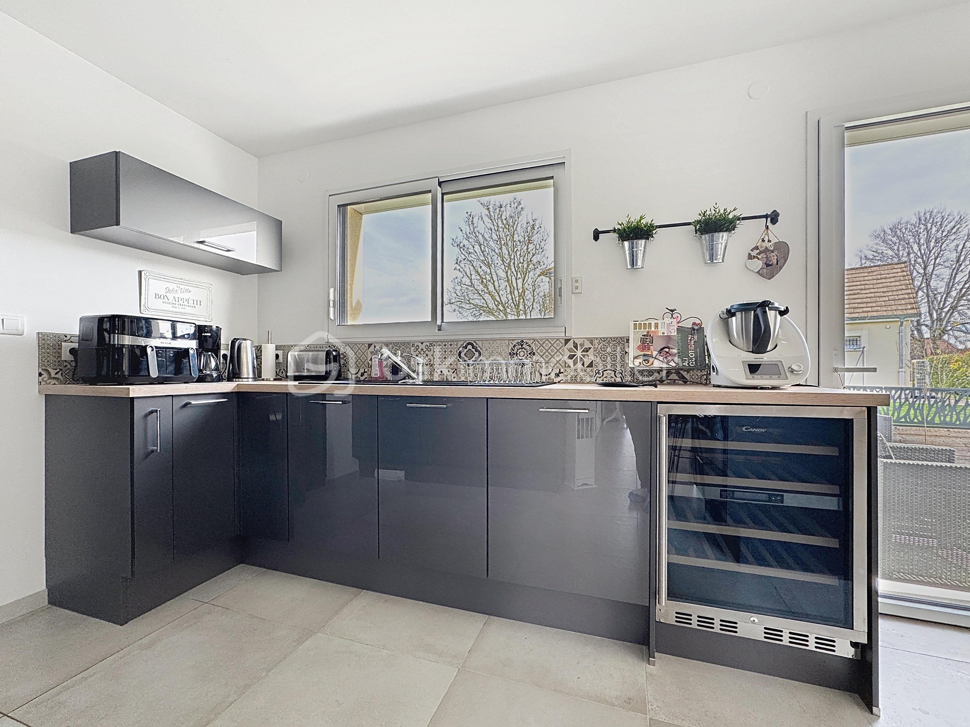 photo-1763039751 (2).jpg