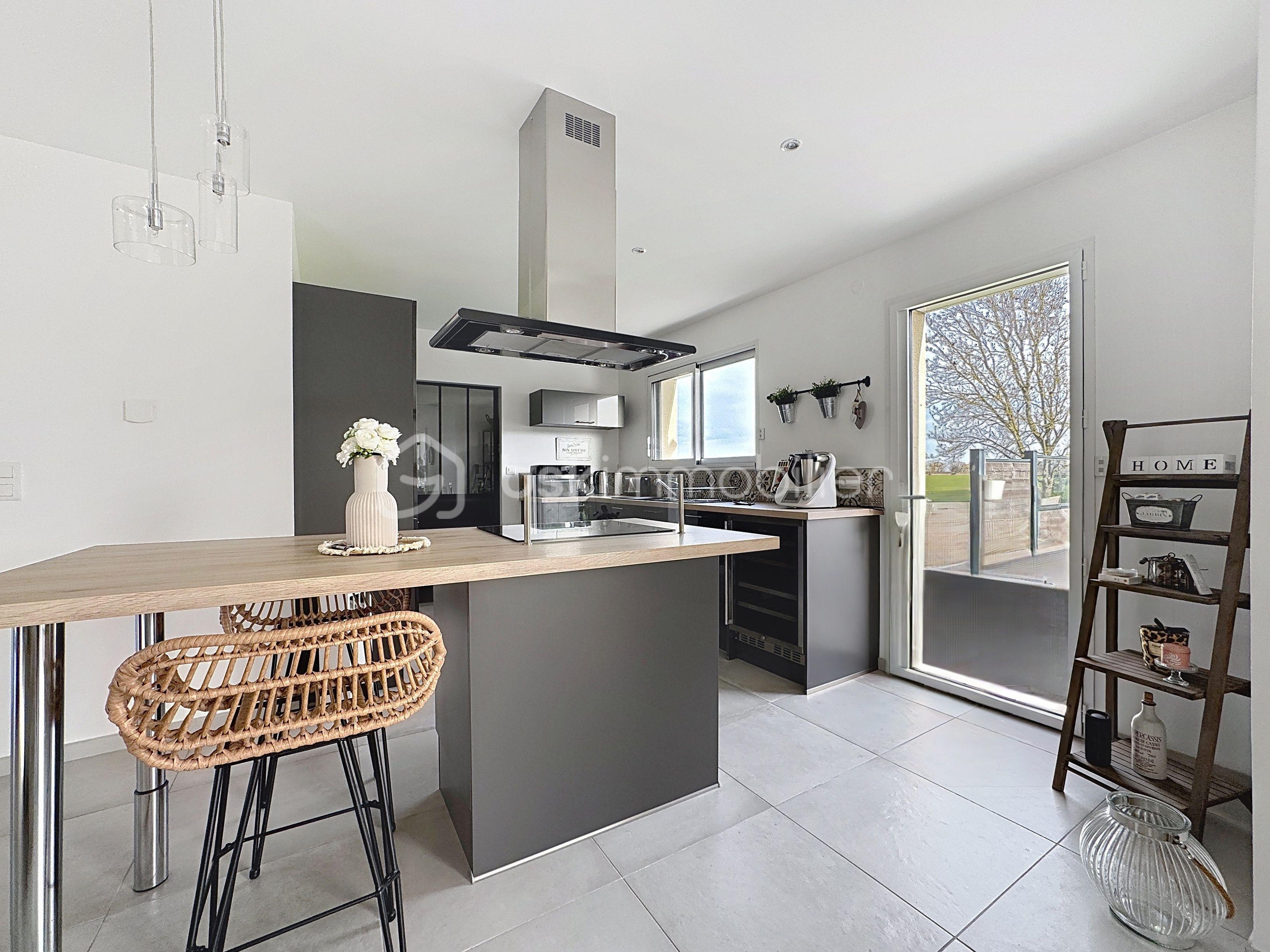 photo-da1bcea4-f271-44fe-8b14-85187a0f1e57 (1).jpg