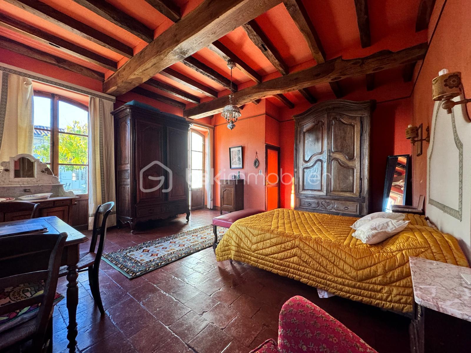 Demeure de 360 m² - chambre42.jpeg