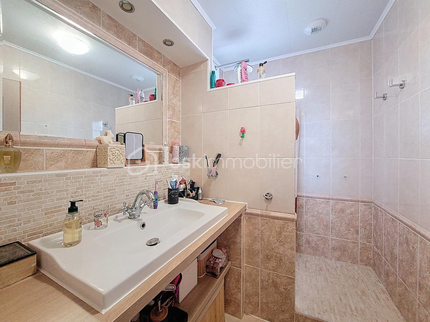 Maison traditionnelle de 82,95 m² - Maison Ollioules 2.jpg