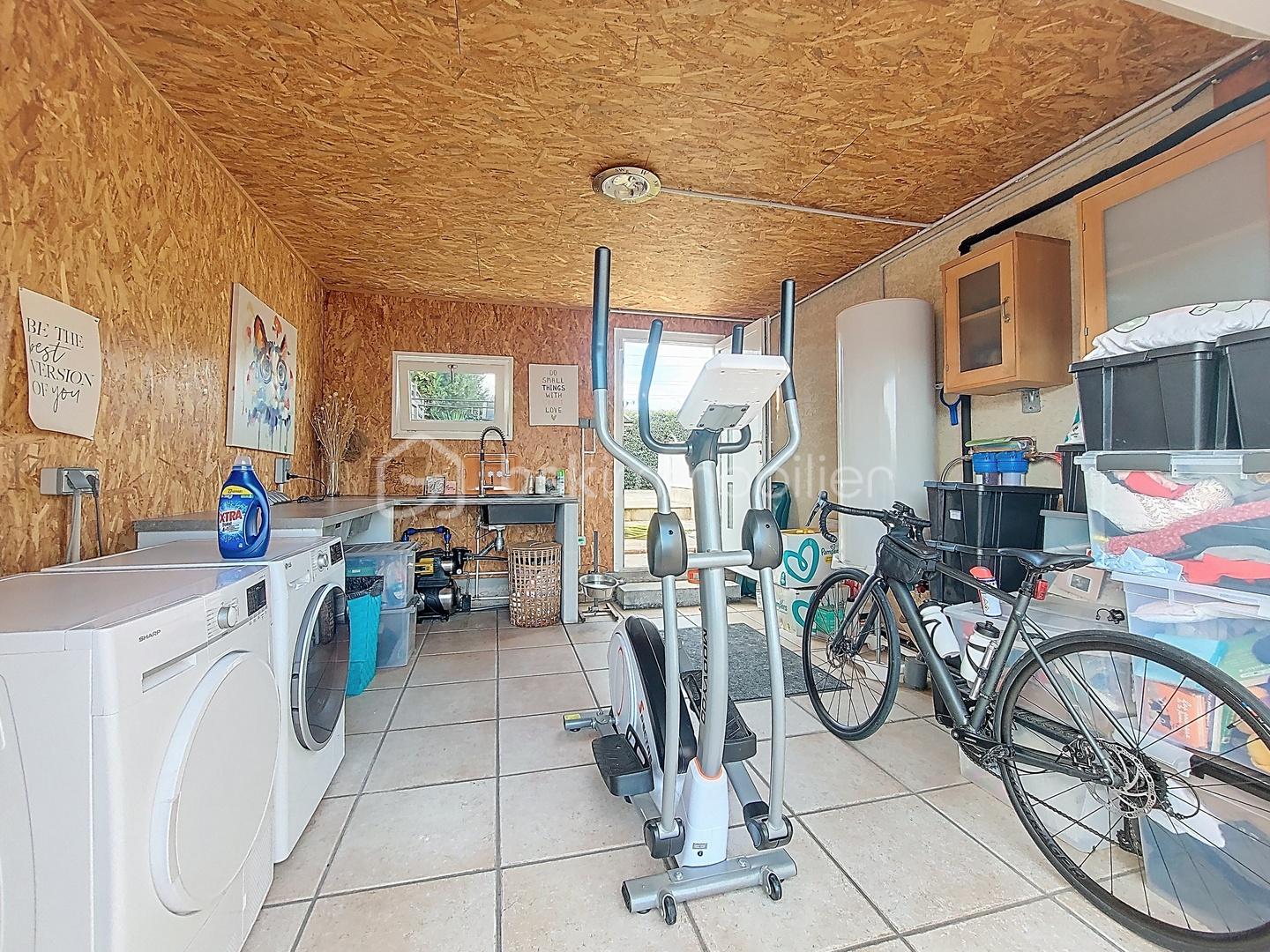 Maison traditionnelle de 82,95 m² - Maison Ollioules 11.jpg