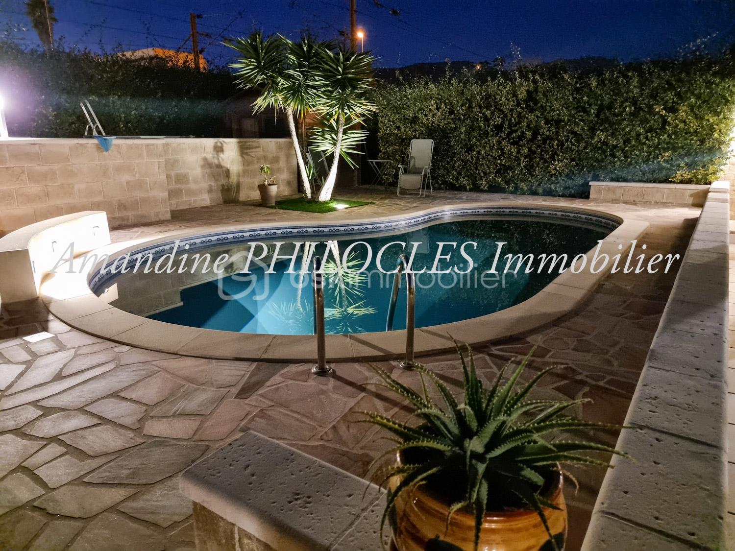 Maison traditionnelle de 82,95 m² - PSX_20211120_063931.jpg