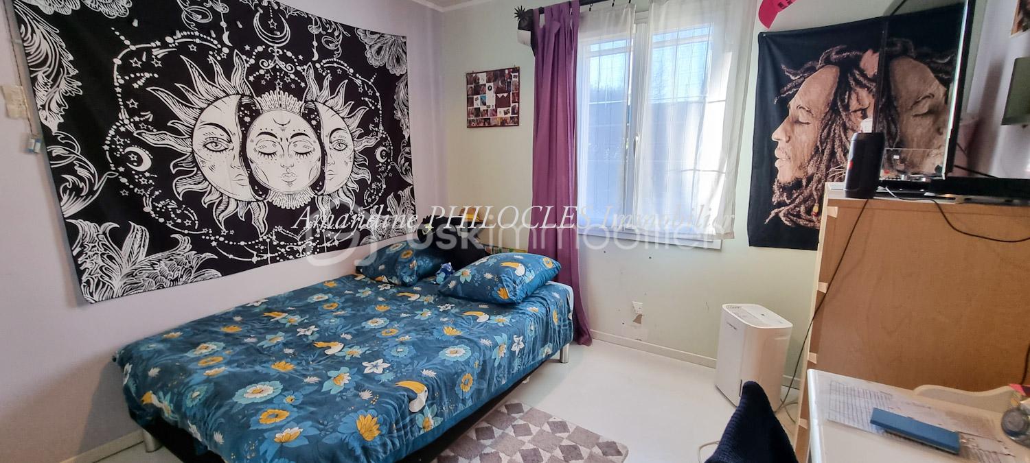 Maison traditionnelle de 82,95 m² - PSX_20220211_202425.jpg