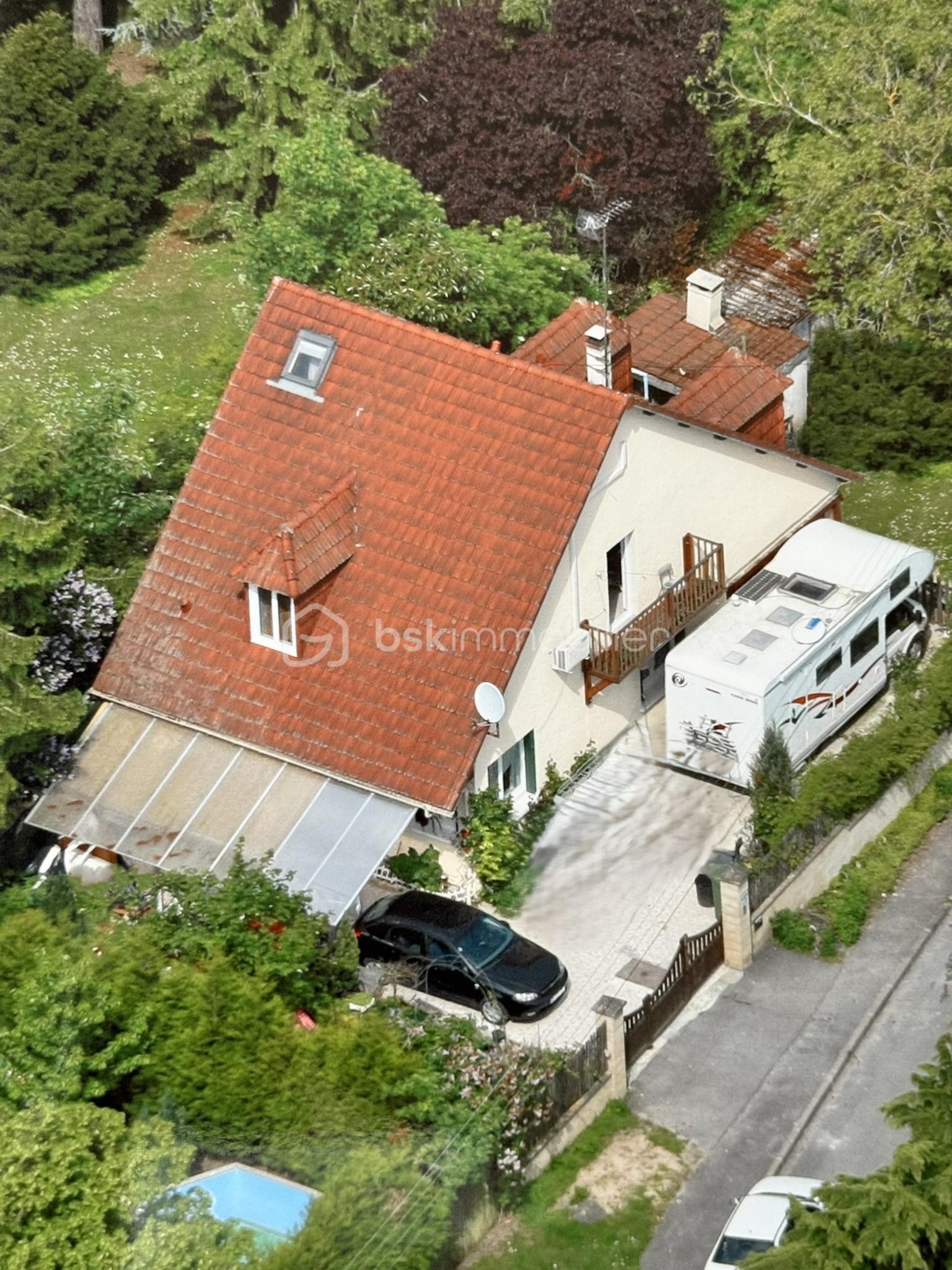 Maison traditionnelle de 166 m² - maison vue du dessus.JPEG