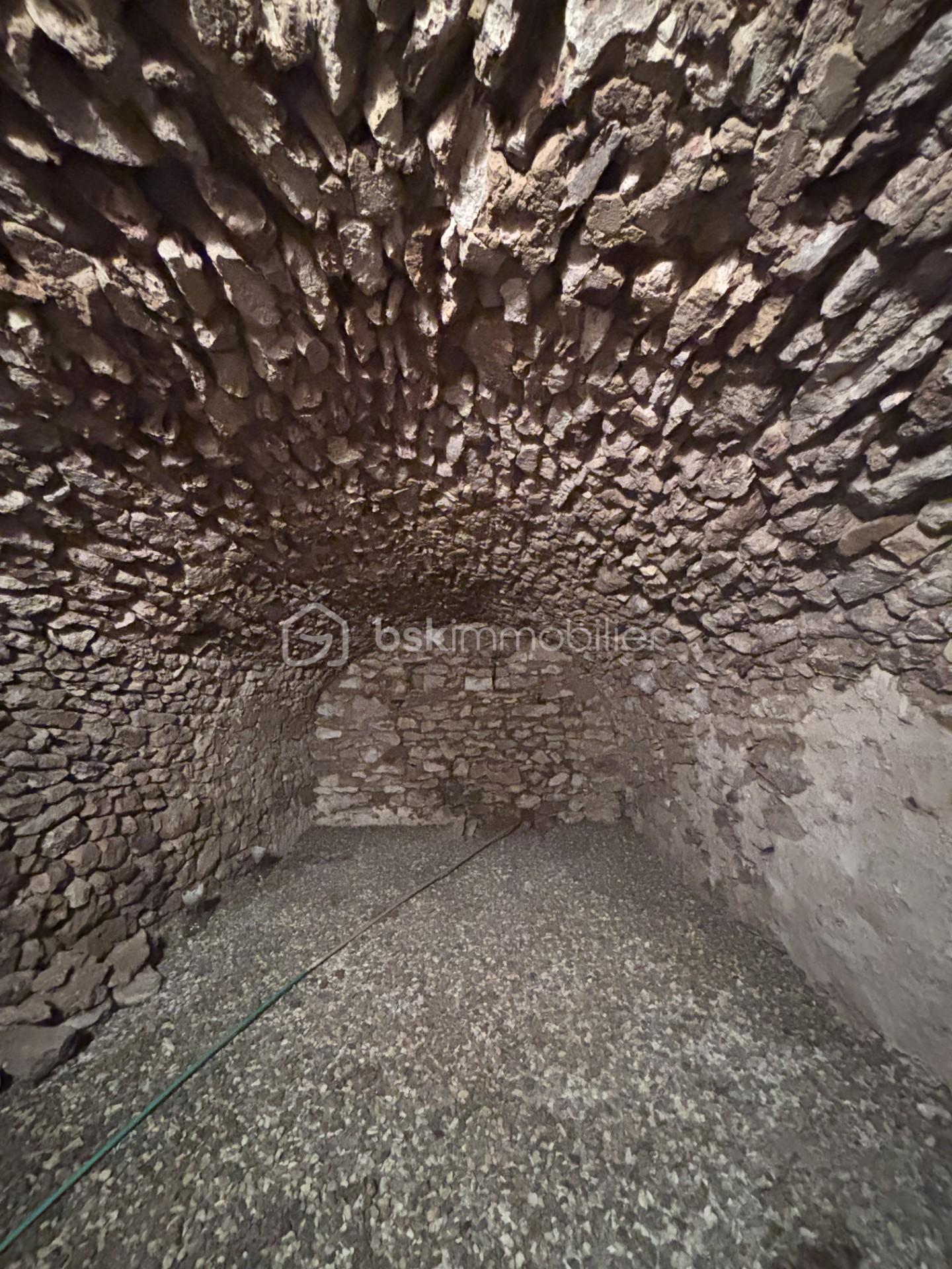 cave2.jpg