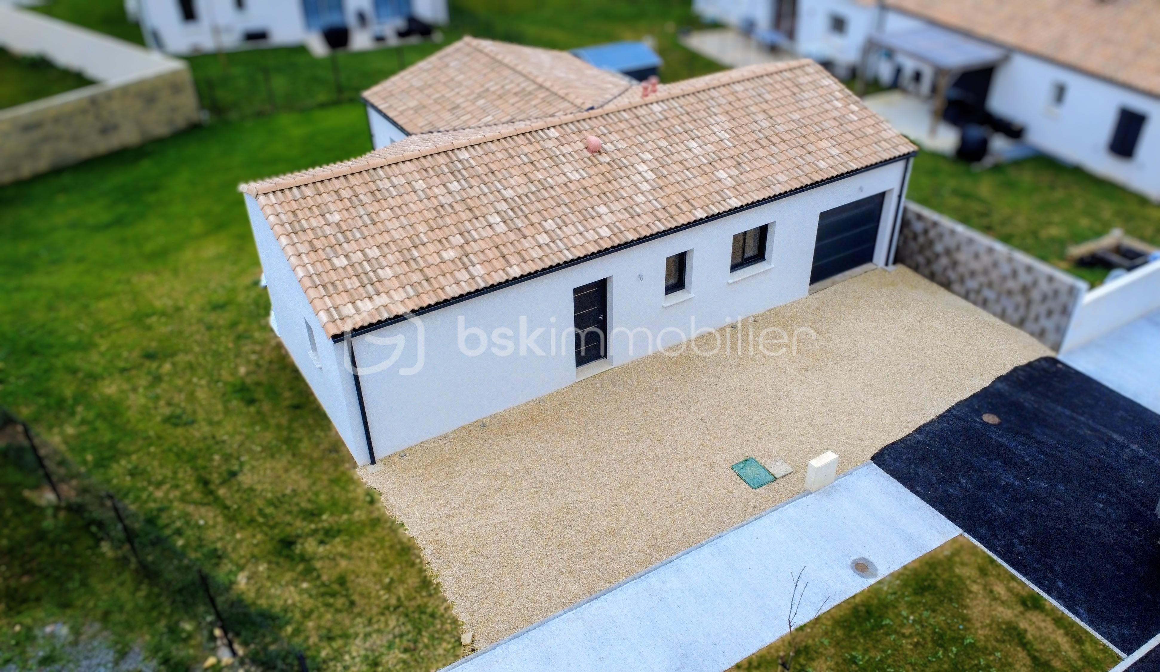 Maison traditionnelle de 77 m² - DJI_0370~2.JPG