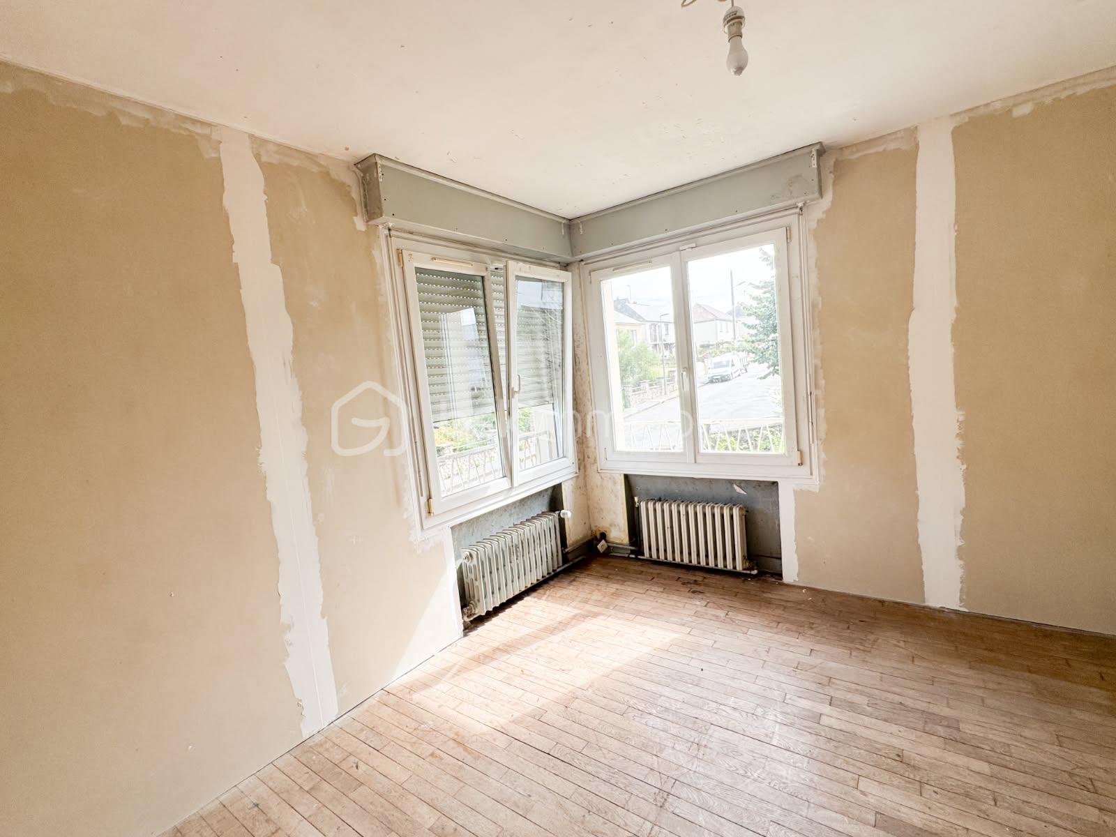 Maison de 121 m² - PRETERIT 7464902286472074317.JPG