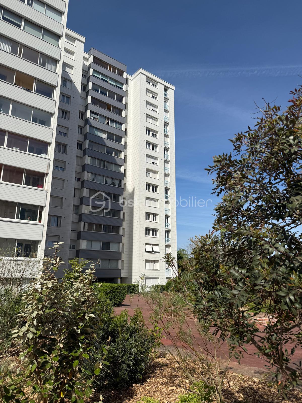 WhatsApp Image 2026-04-15 at 17.35.00 (11).jpeg