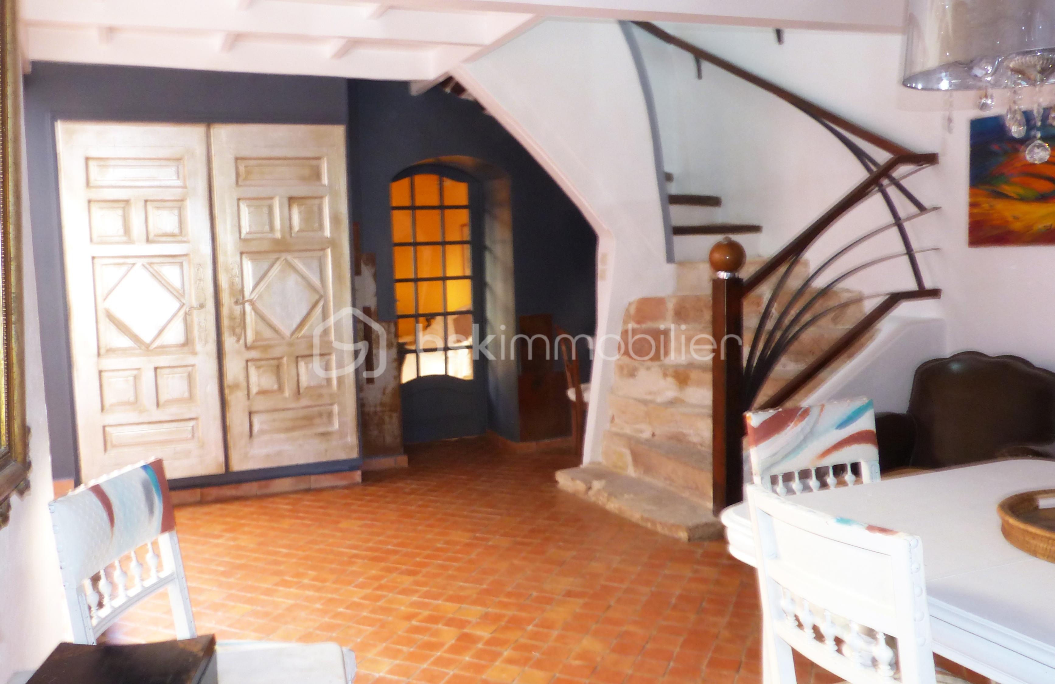 Maison de village de 135 m² - SEJOUR-2.jpg