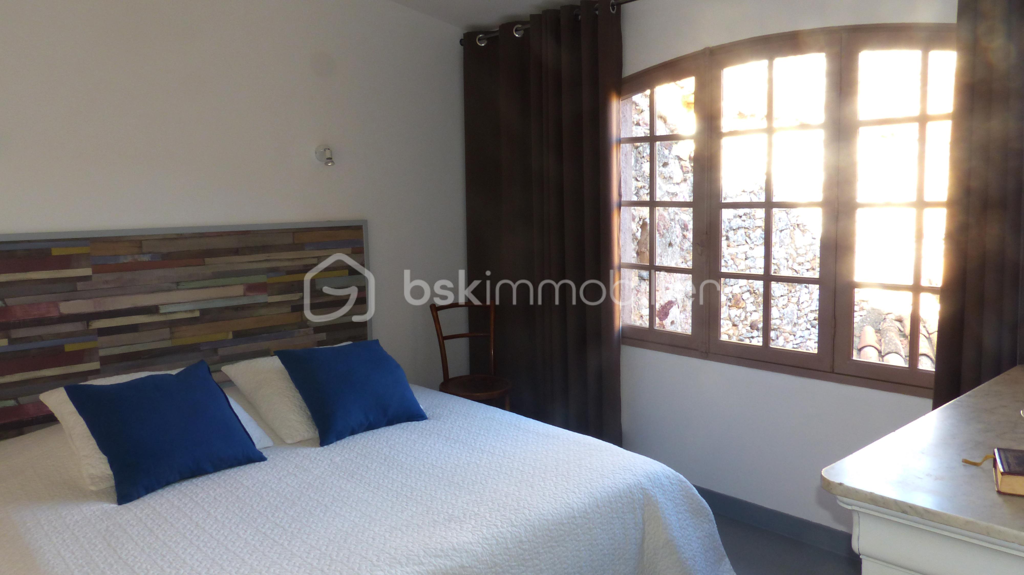 Maison de village de 135 m² - CHAMBRE 2-6.jpg
