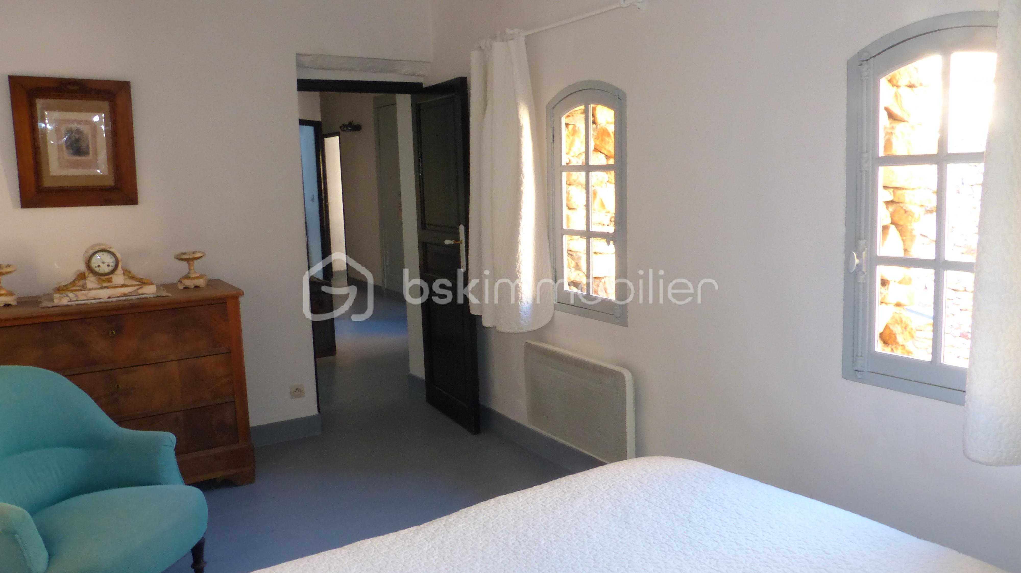 Maison de village de 135 m² - CHAMBRE 3.jpg