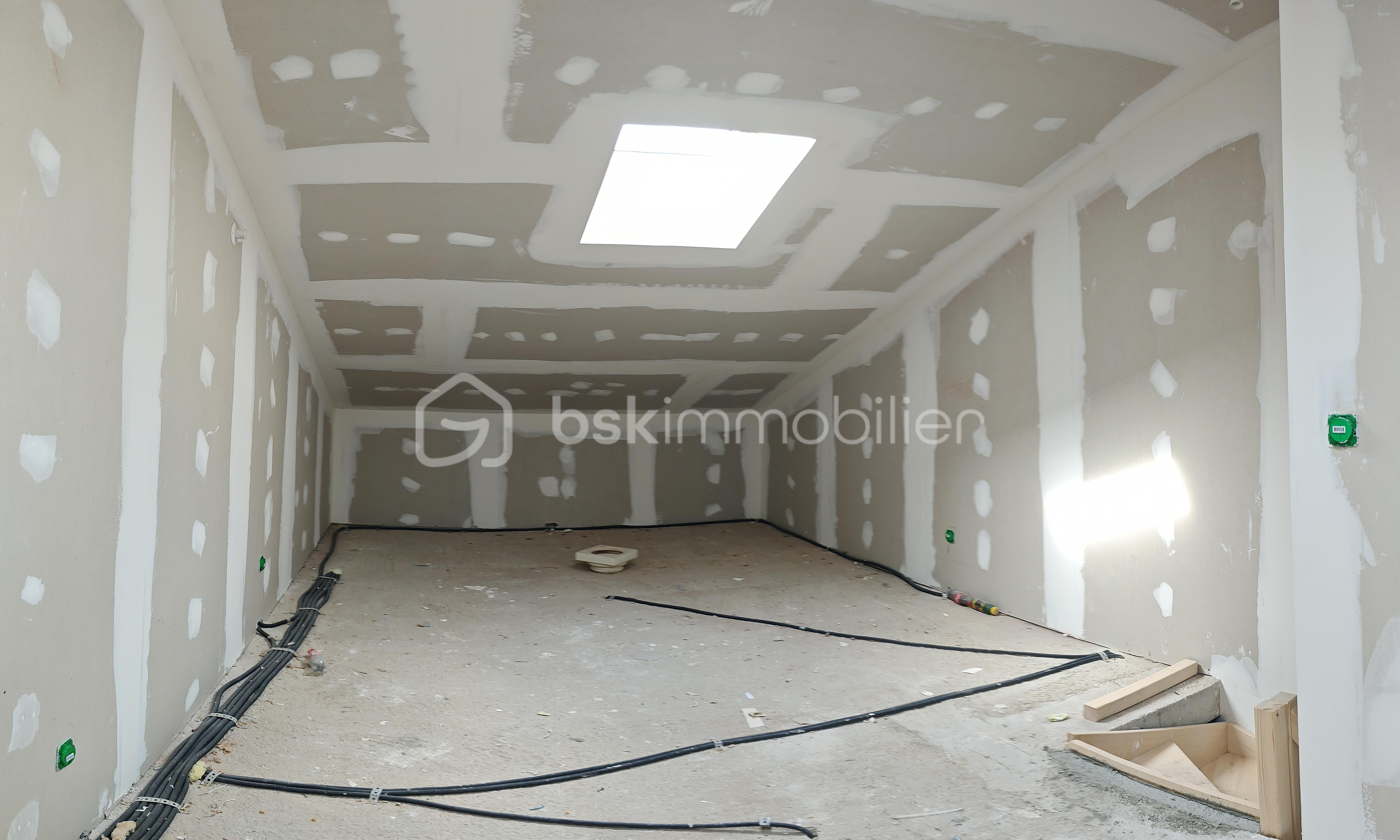 Maison de 130 m² - PANO_20250521_170705.jpg