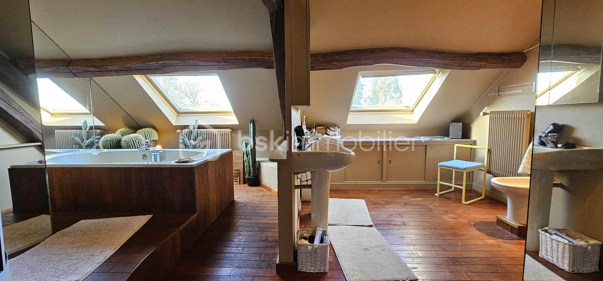 Immeuble mixte de 700 m² - 429411408_3632501346990123_7176272884338159205_n.jpg