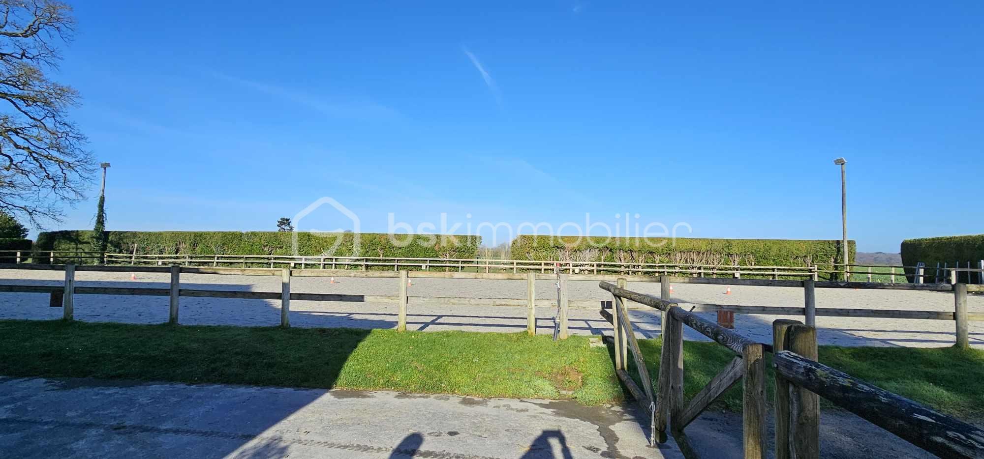 Immeuble mixte de 700 m² - 429074767_359721547027367_8318135680021724397_n.jpg