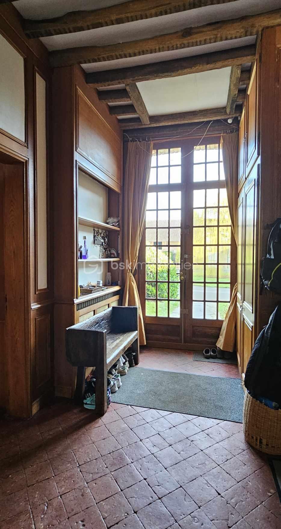Immeuble mixte de 700 m² - 429466829_7776622675695445_210942239770938399_n.jpg