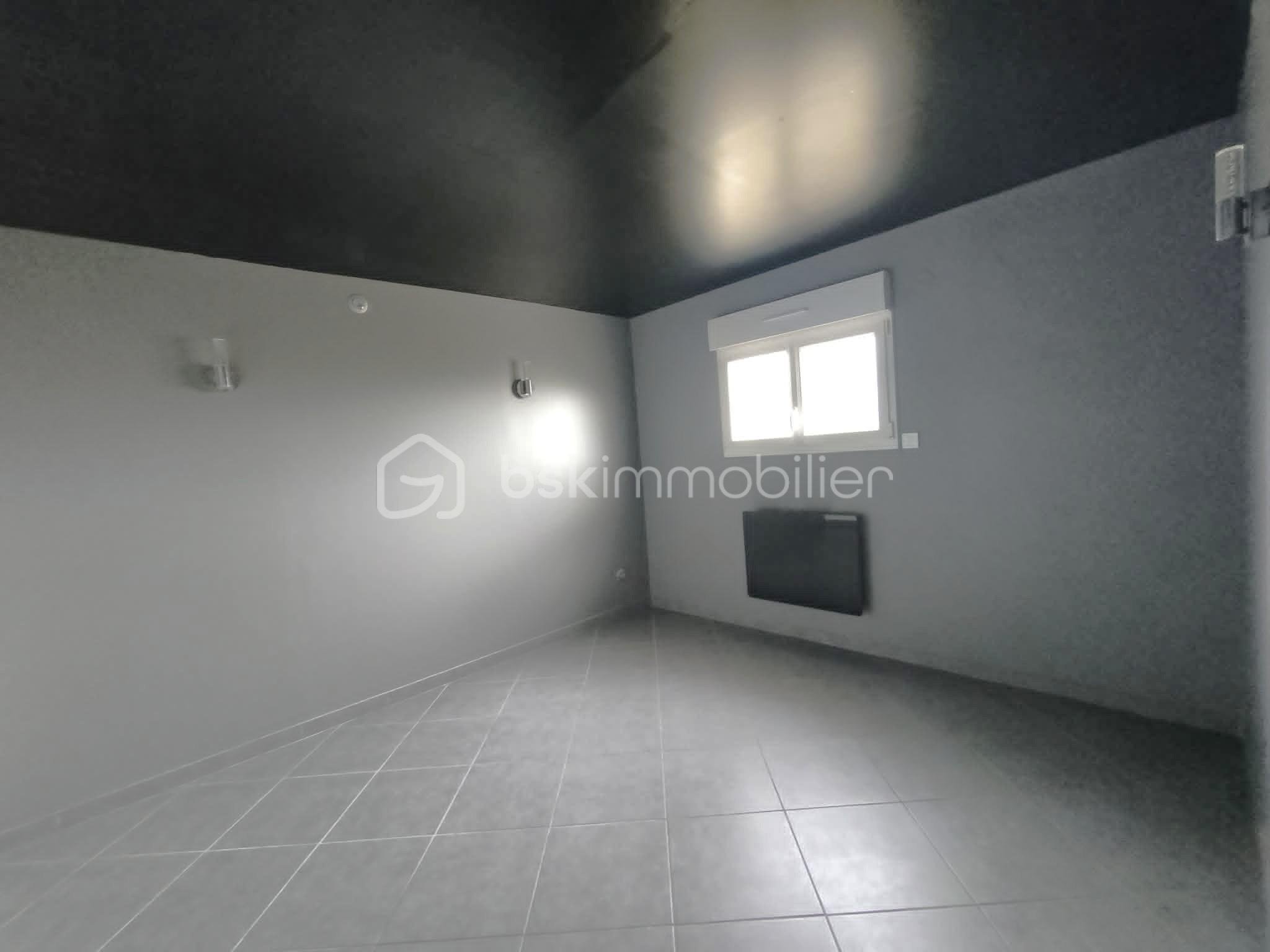 3d1afdca-3e9e-4275-8a3d-a67cceeae02c.jpg