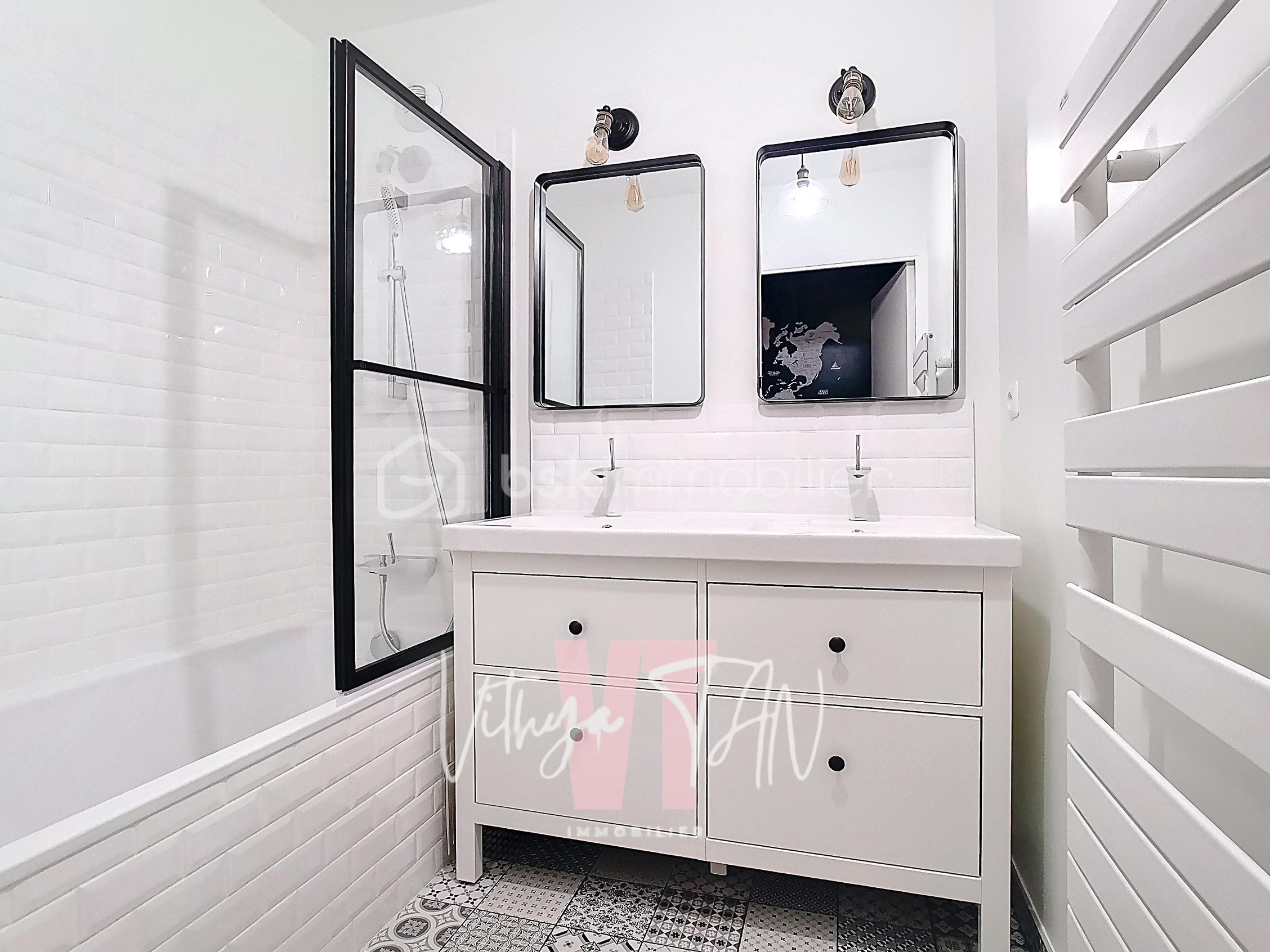 Appartement de 112 m² - 24 SDB-2.jpg