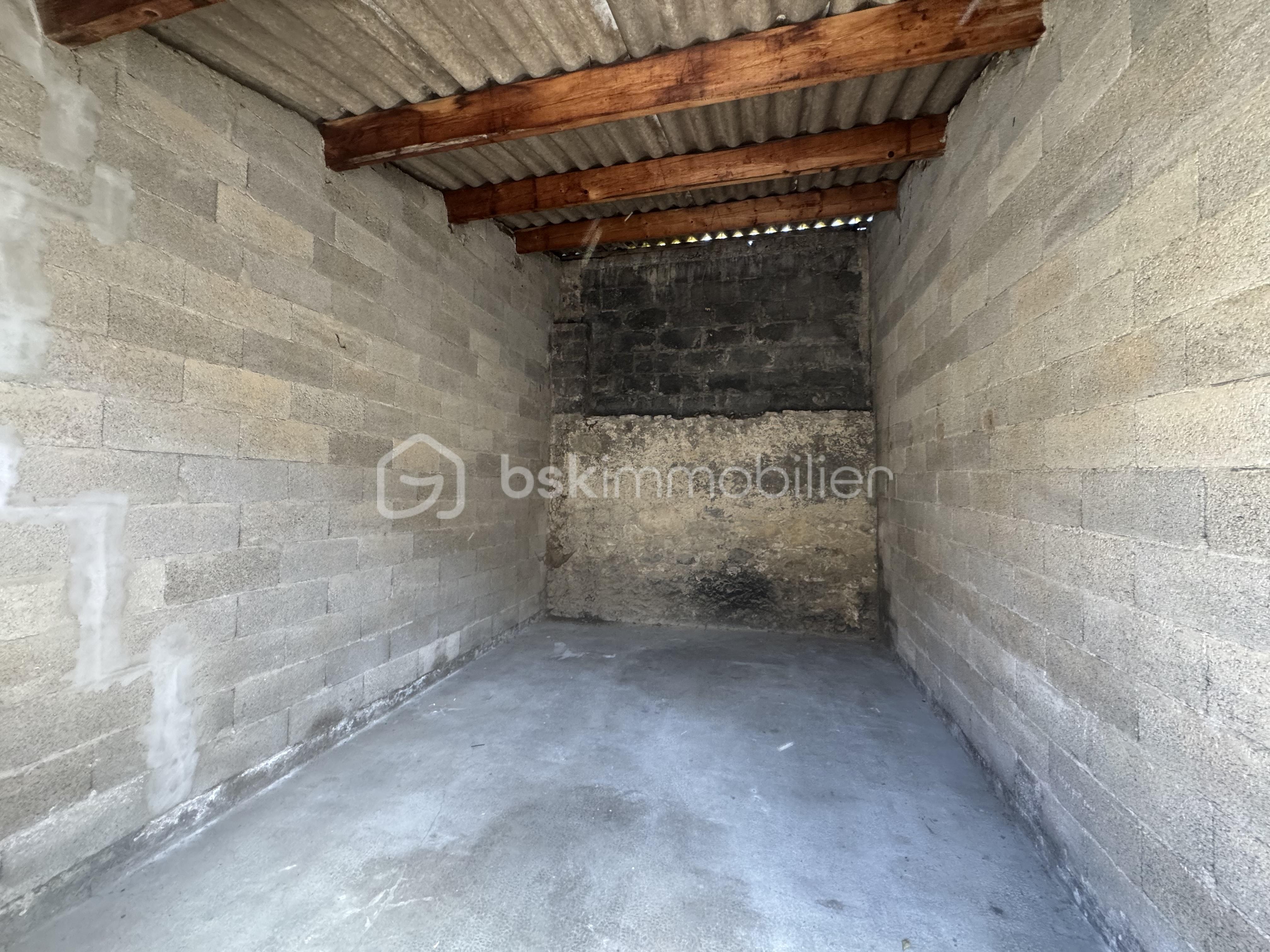 garage.jpg