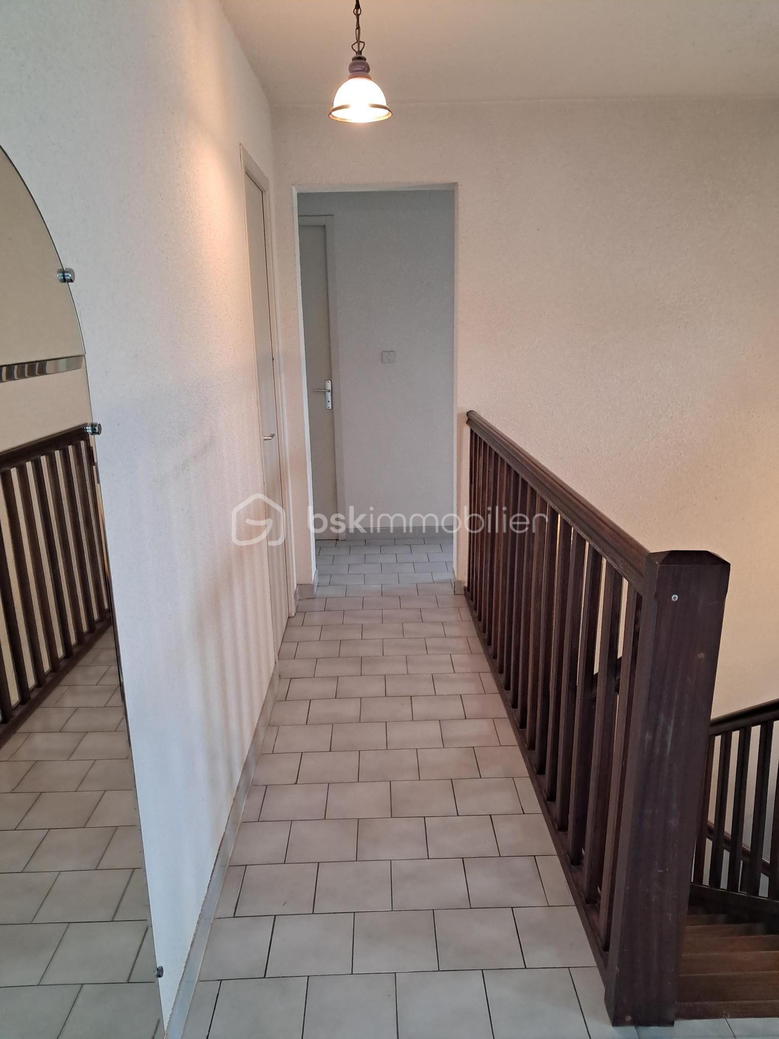 Maison de ville de 120 m² - mezzanine couloir.jpg