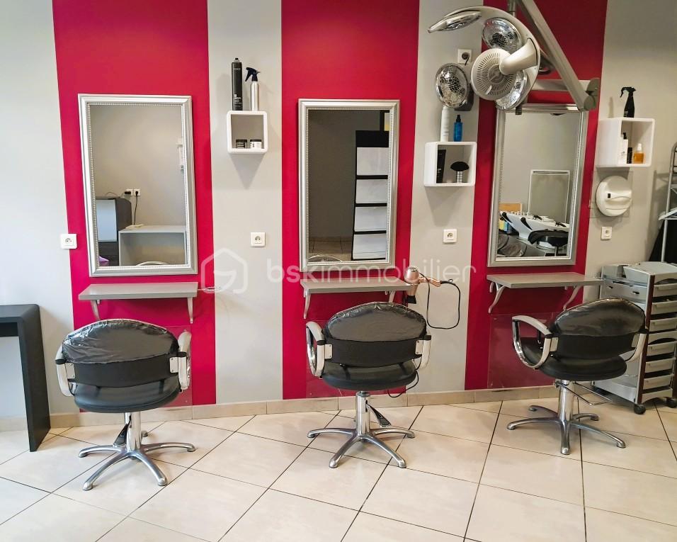 CHAISES DE COIF.jpg
