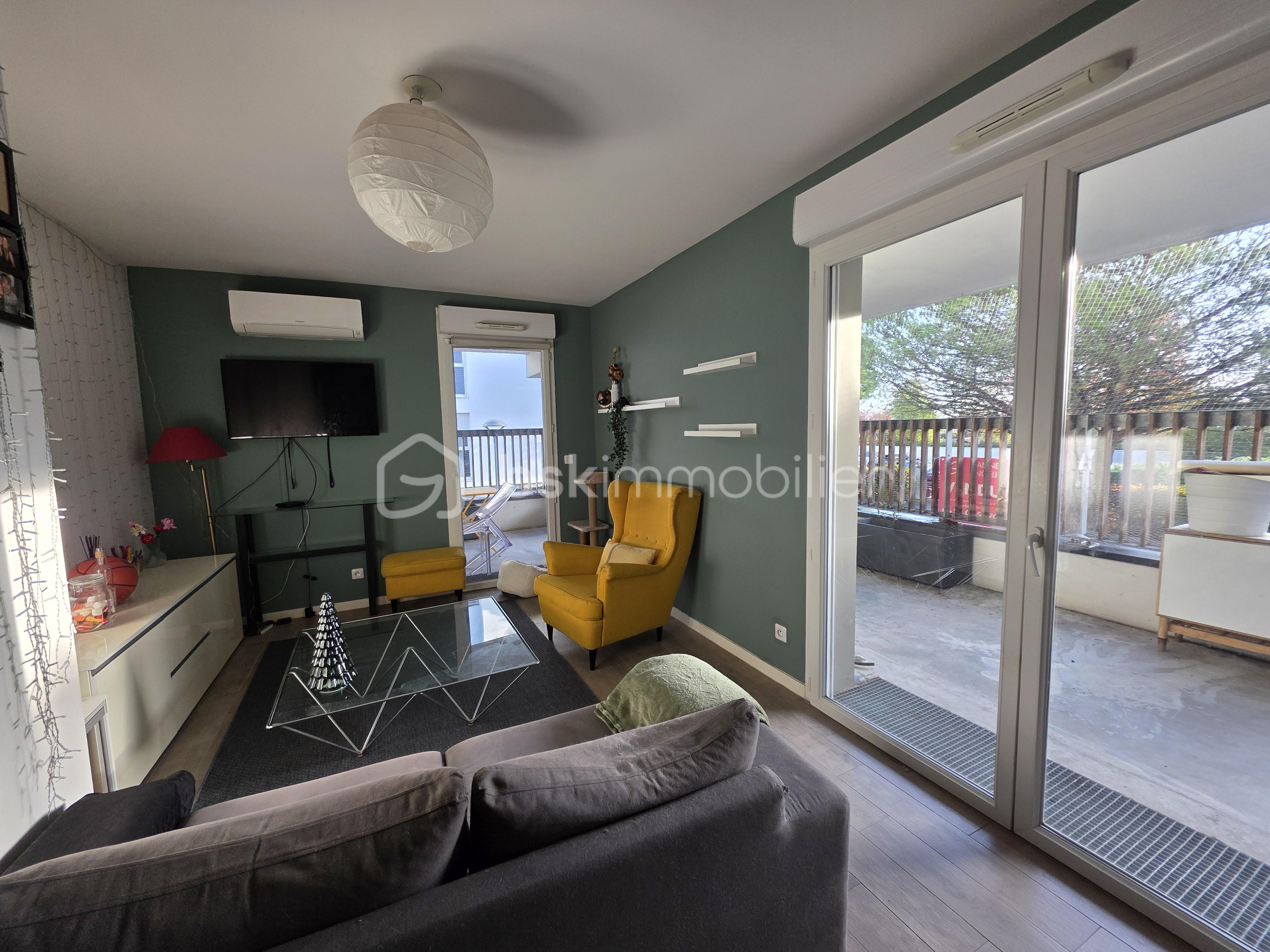 Appartement de 63 m² - salon 1.jpg