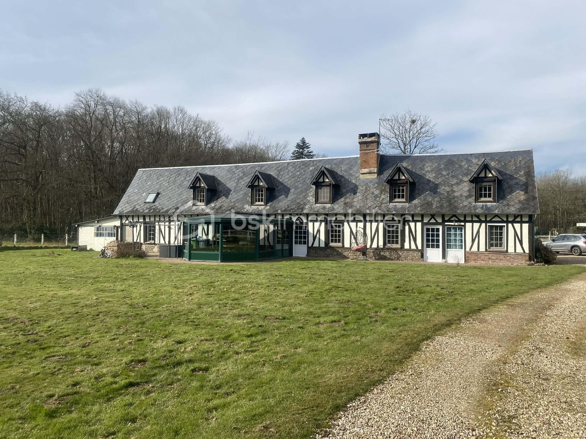 Maison ancienne de 205 m²