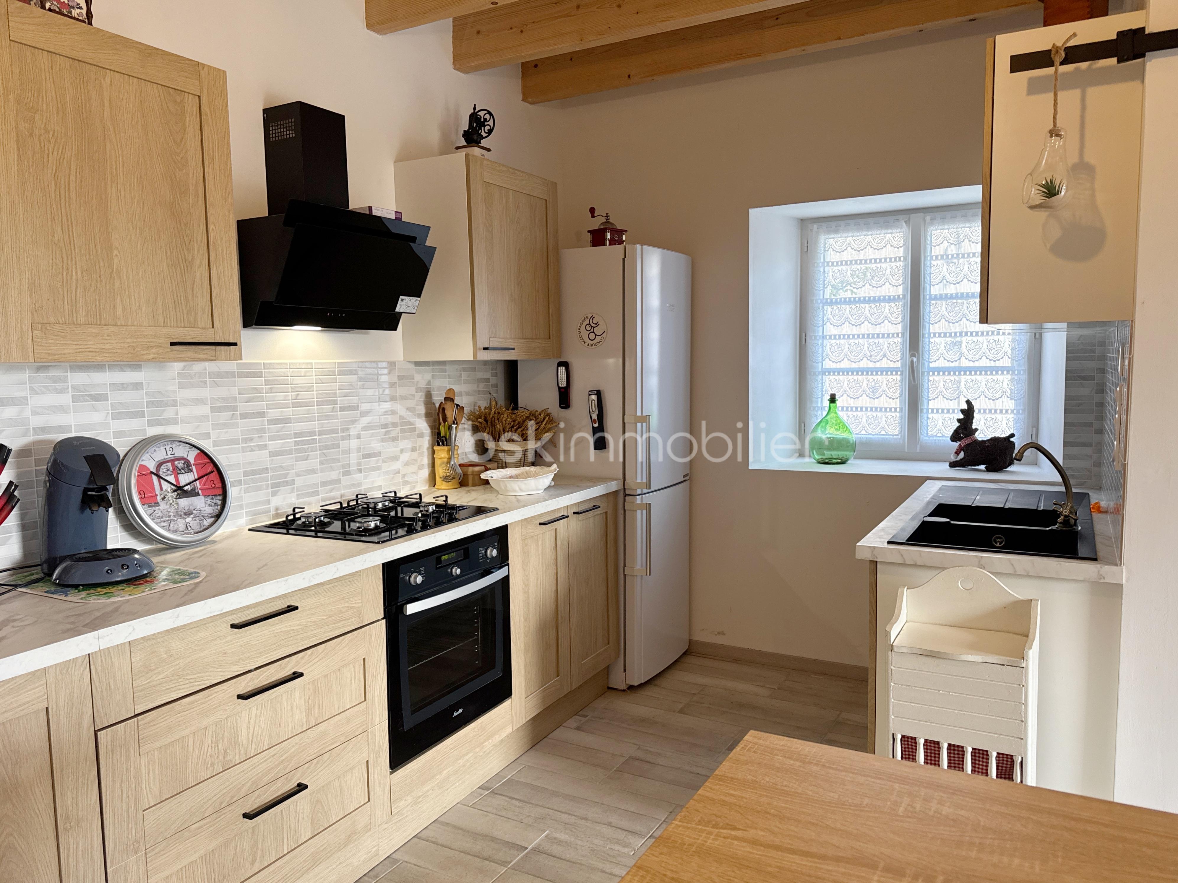 Maison traditionnelle de 55 m² - DJI_20250915_165557_715.jpg