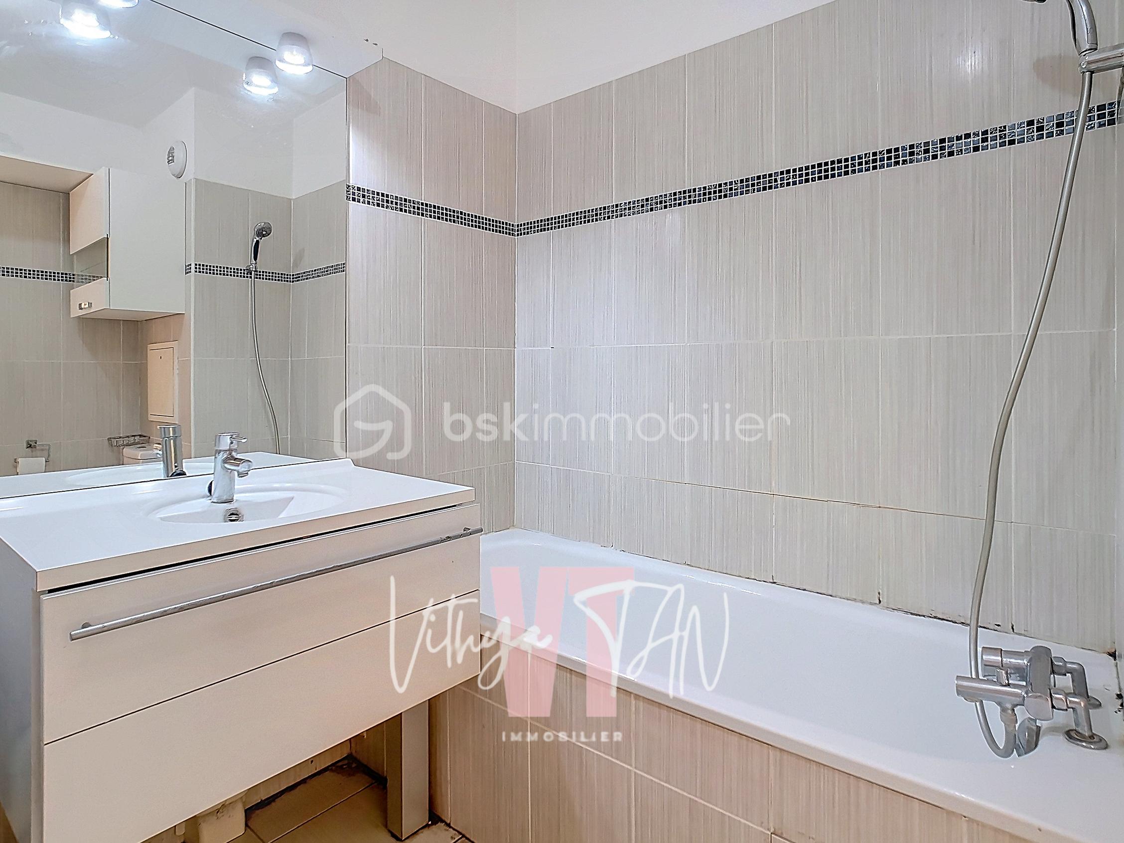Appartement de 47 m² - 13 SDB-2.jpg