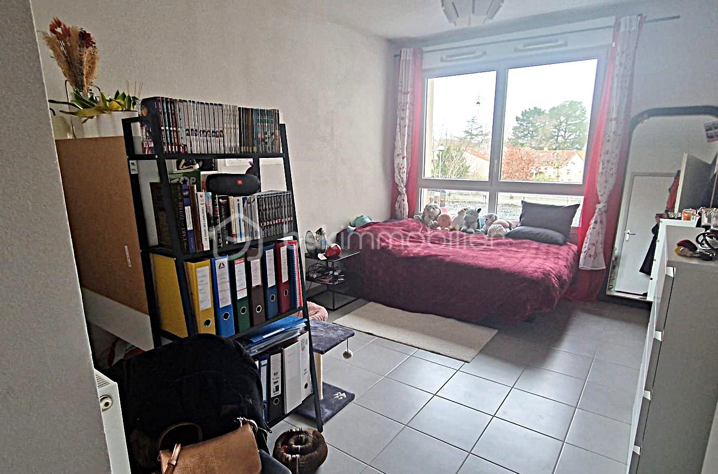 Appartement de 24,68 m² - photo entree.jpg