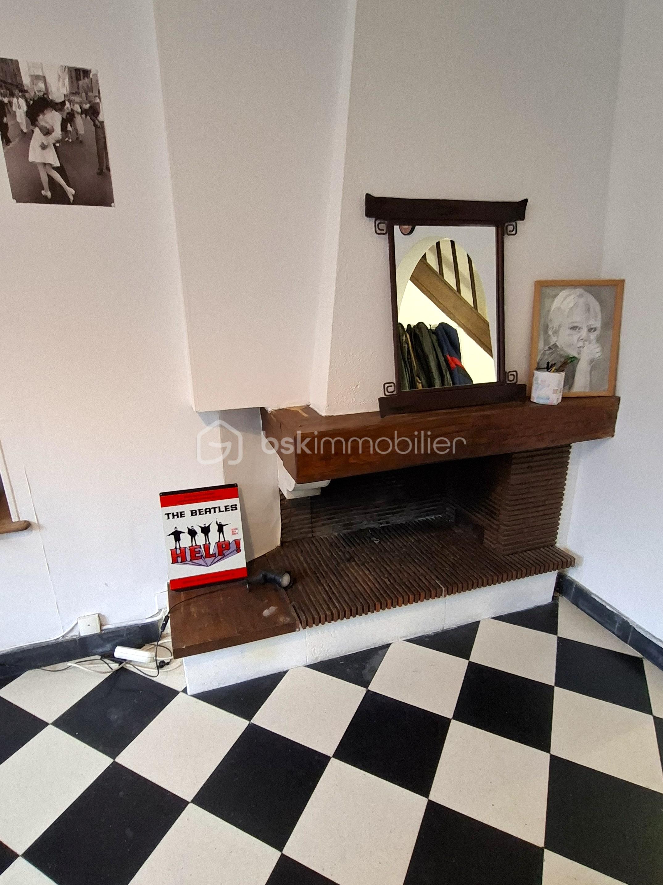 Maison de 75 m² - ETIENNE cheminée.jpg