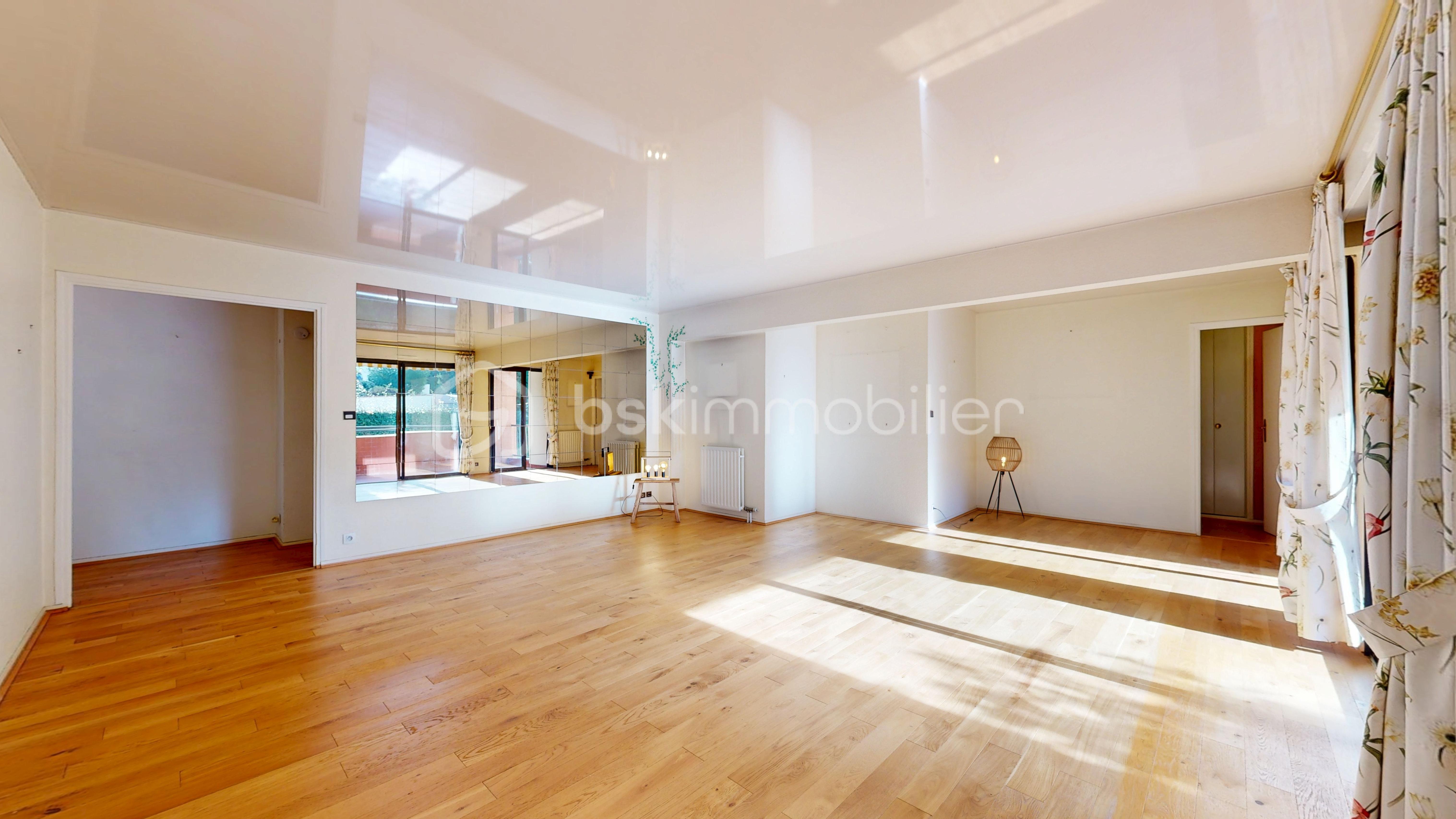 Appartement de 108 m² - 02 - Séjour (12).jpg