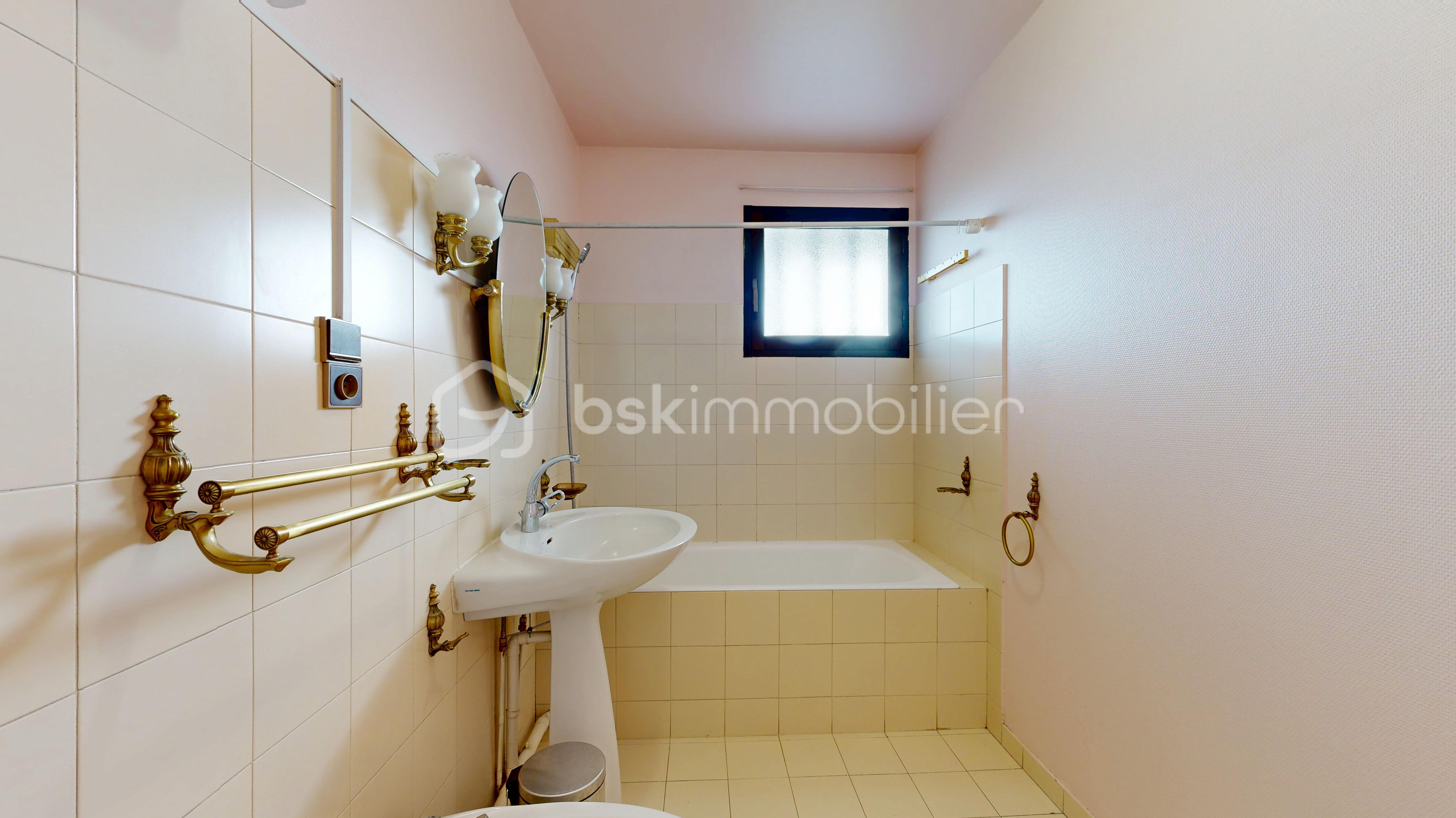 Appartement de 108 m² - 09 - SDB (2).jpg