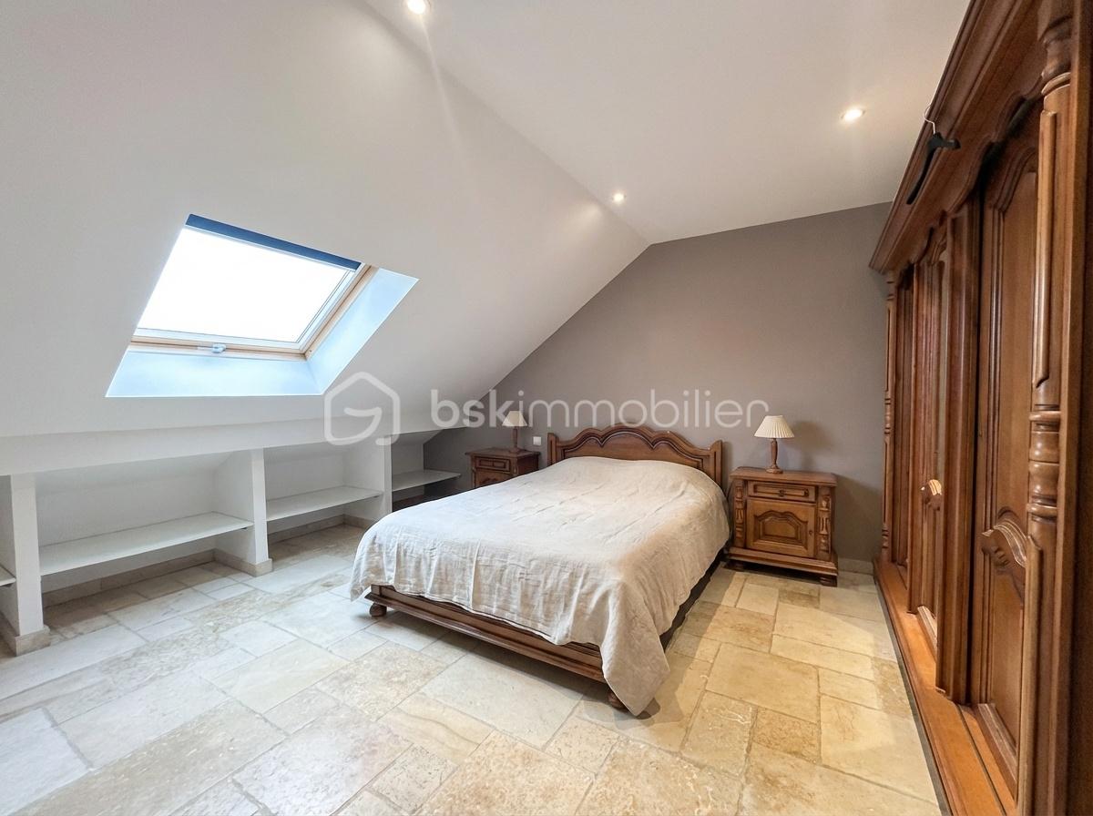 Maison de 150 m² - Photo-realistic_real_estate_photo_edit_of_the_prov-1770294185077.png