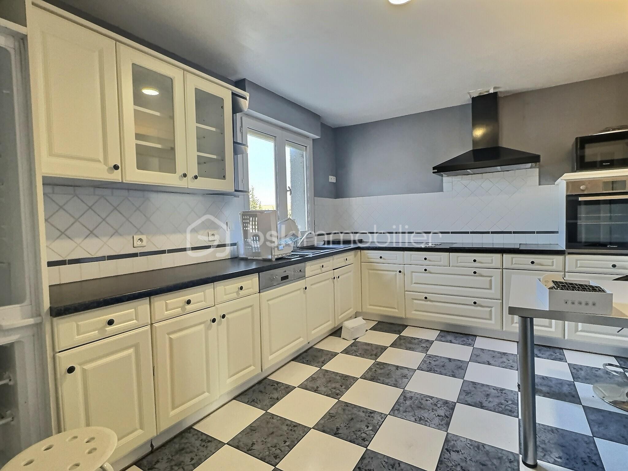 Immeuble de 500 m² - exposio_133383490.jpg