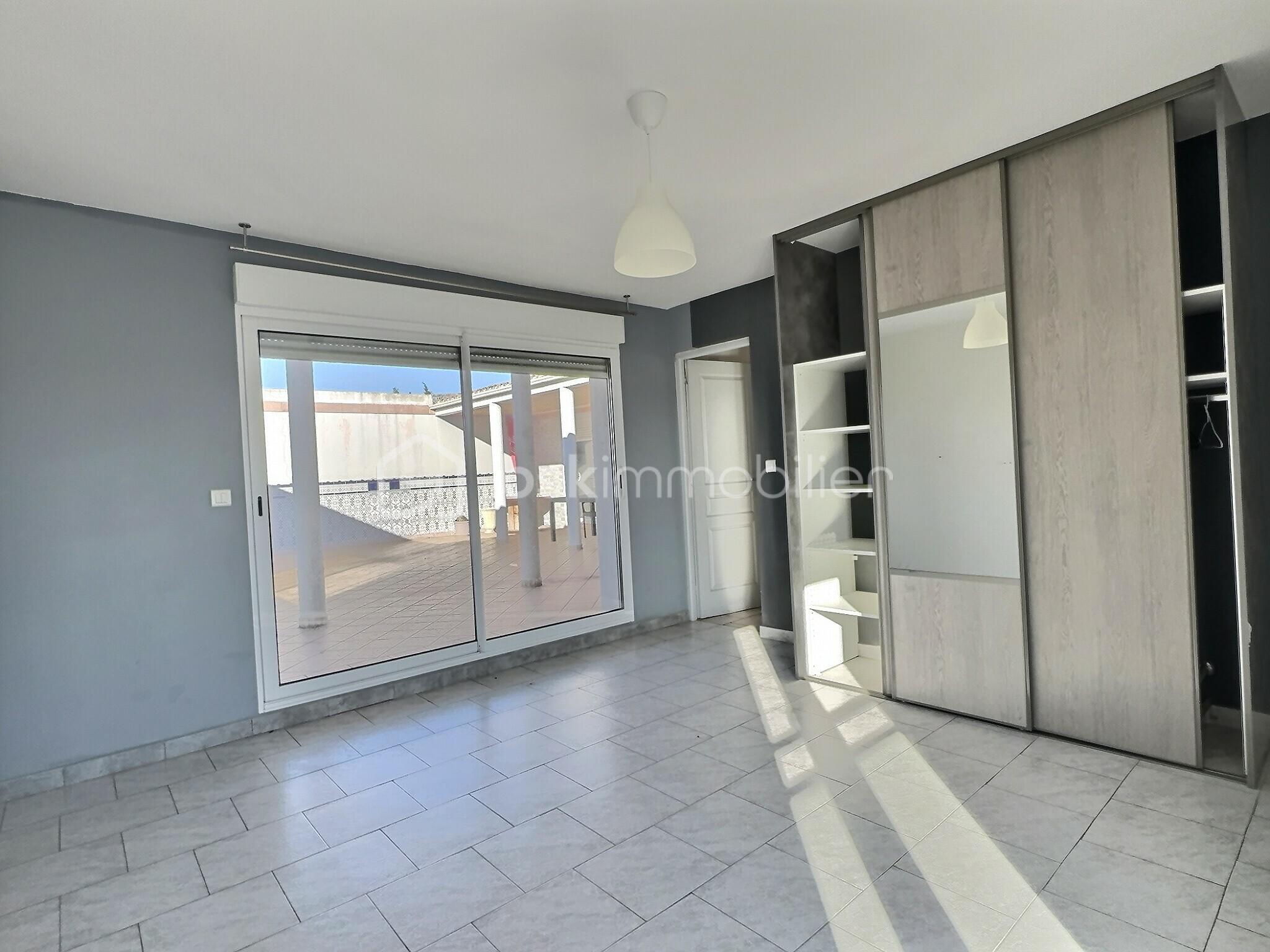 Immeuble de 500 m² - exposio_133383489.jpg