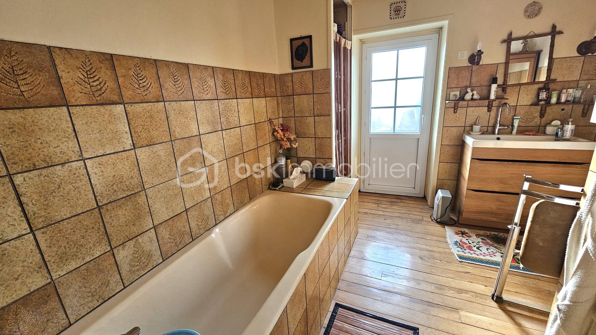 WhatsApp Image 2026-04-01 at 15.58.07.jpeg