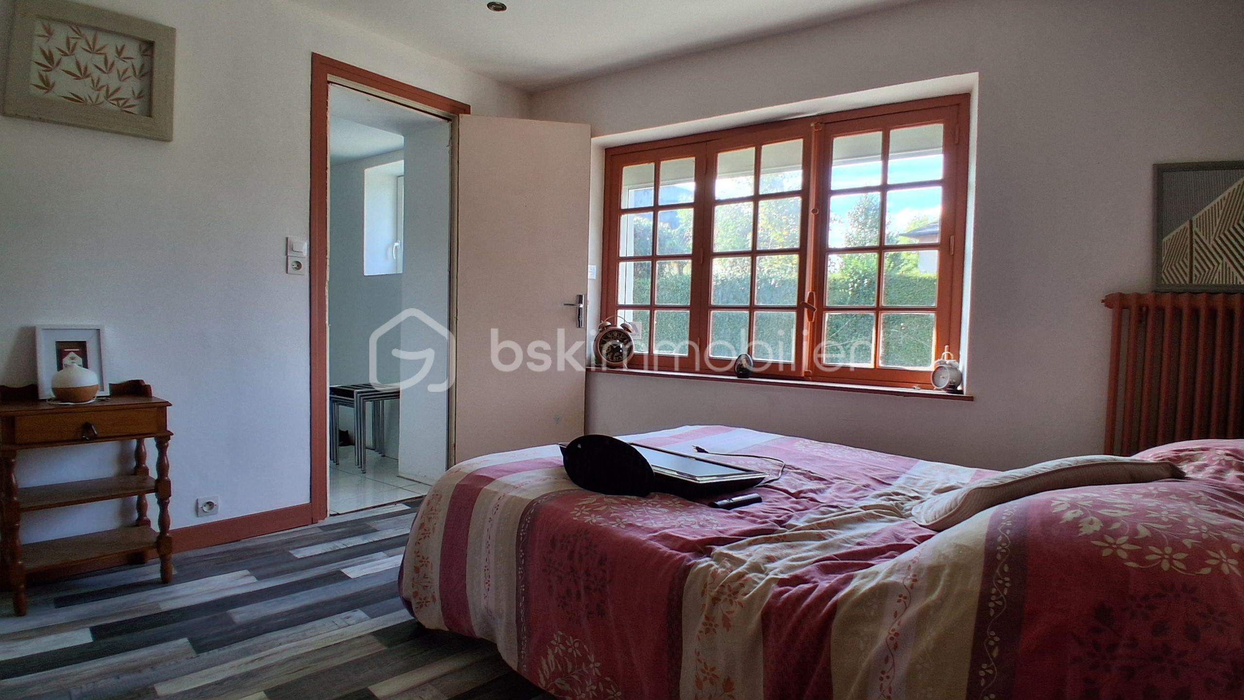 Maison en pierre de 139,50 m² - SUITE PARENTALE.jpg