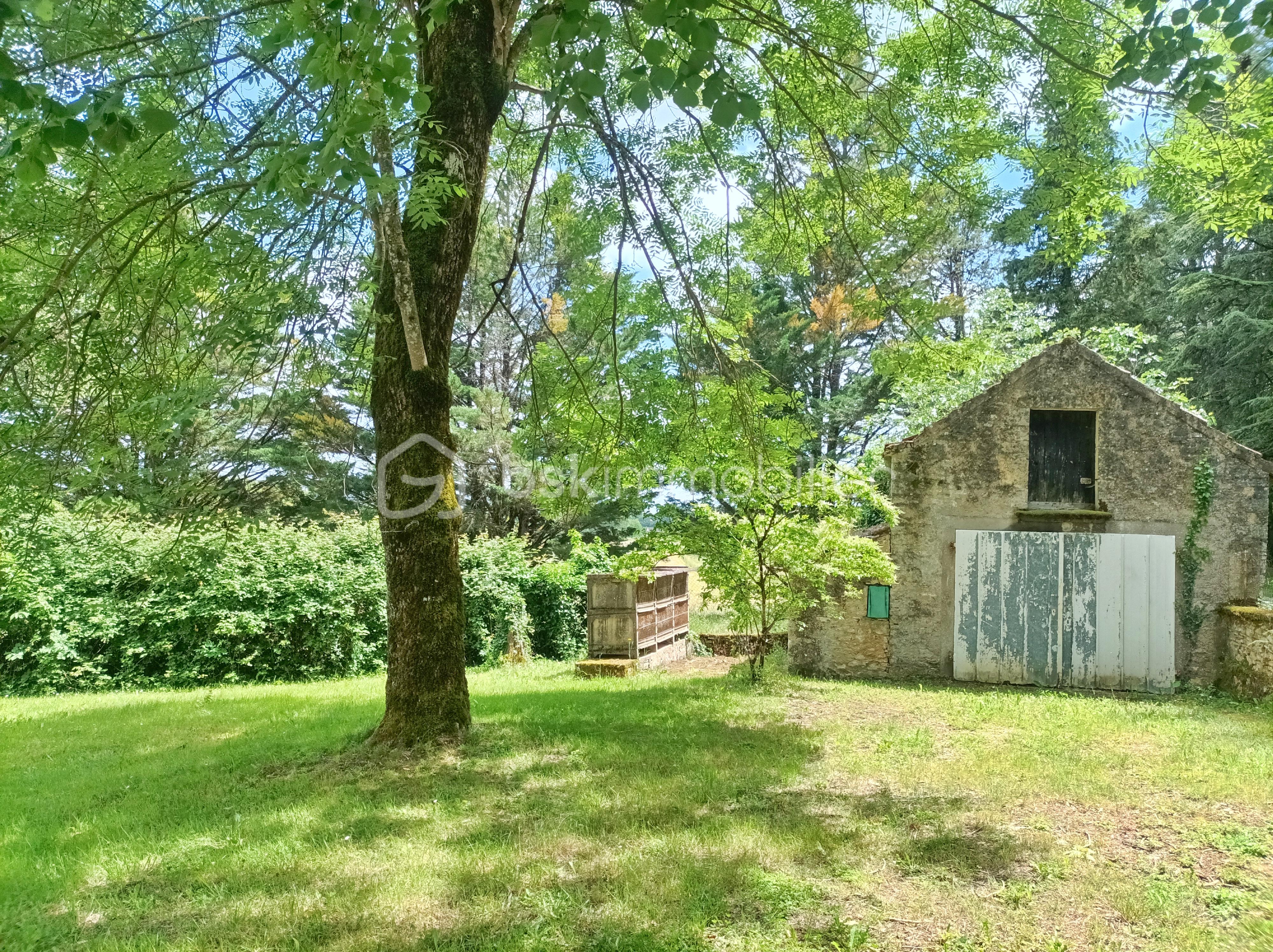 GARAGE.jpg