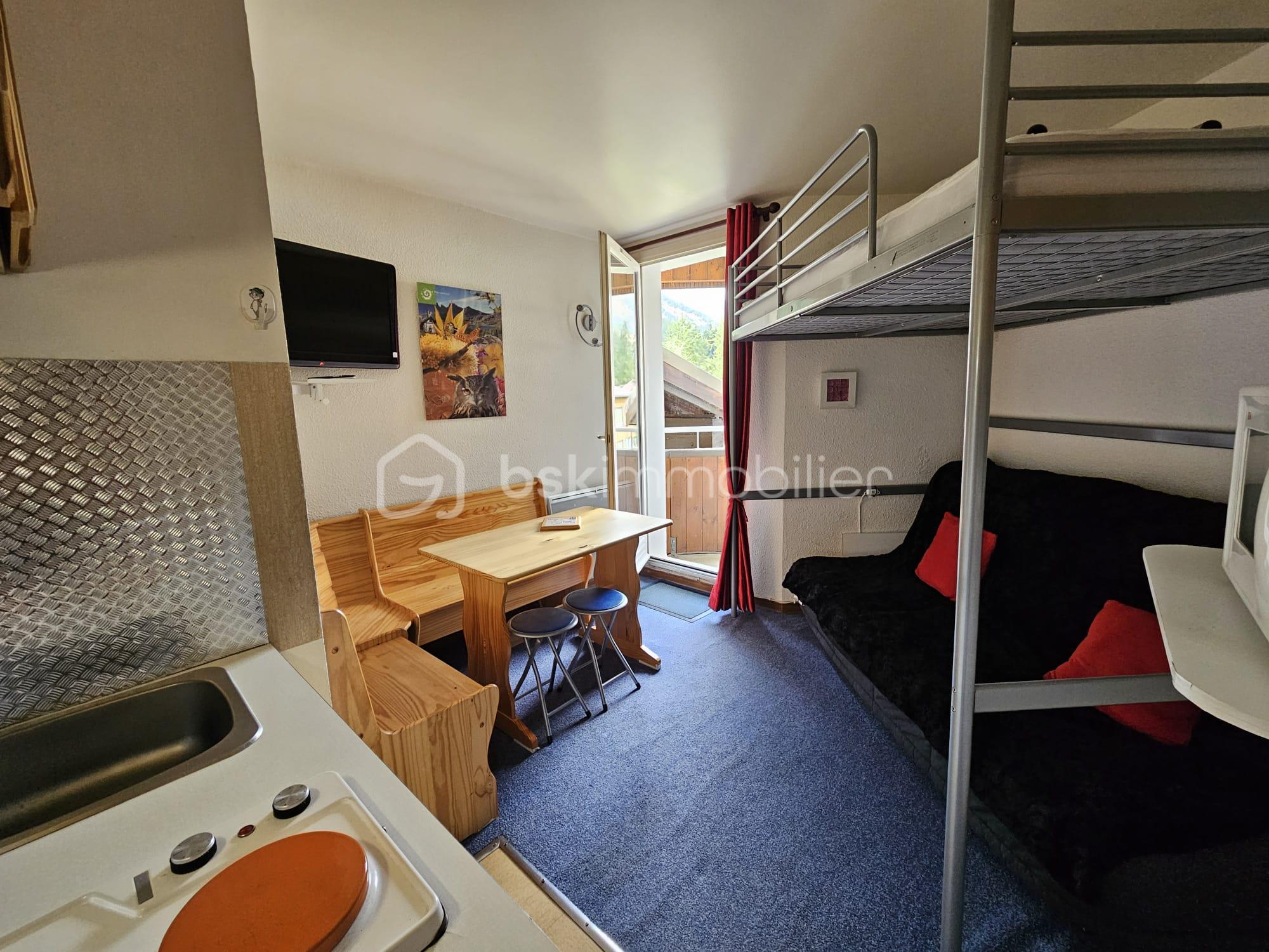 Appartement de 15 m² - Ey7N0BBzhevq029ikLoMJzC0s8U7p3Wvoa4ZjUAE.jpg