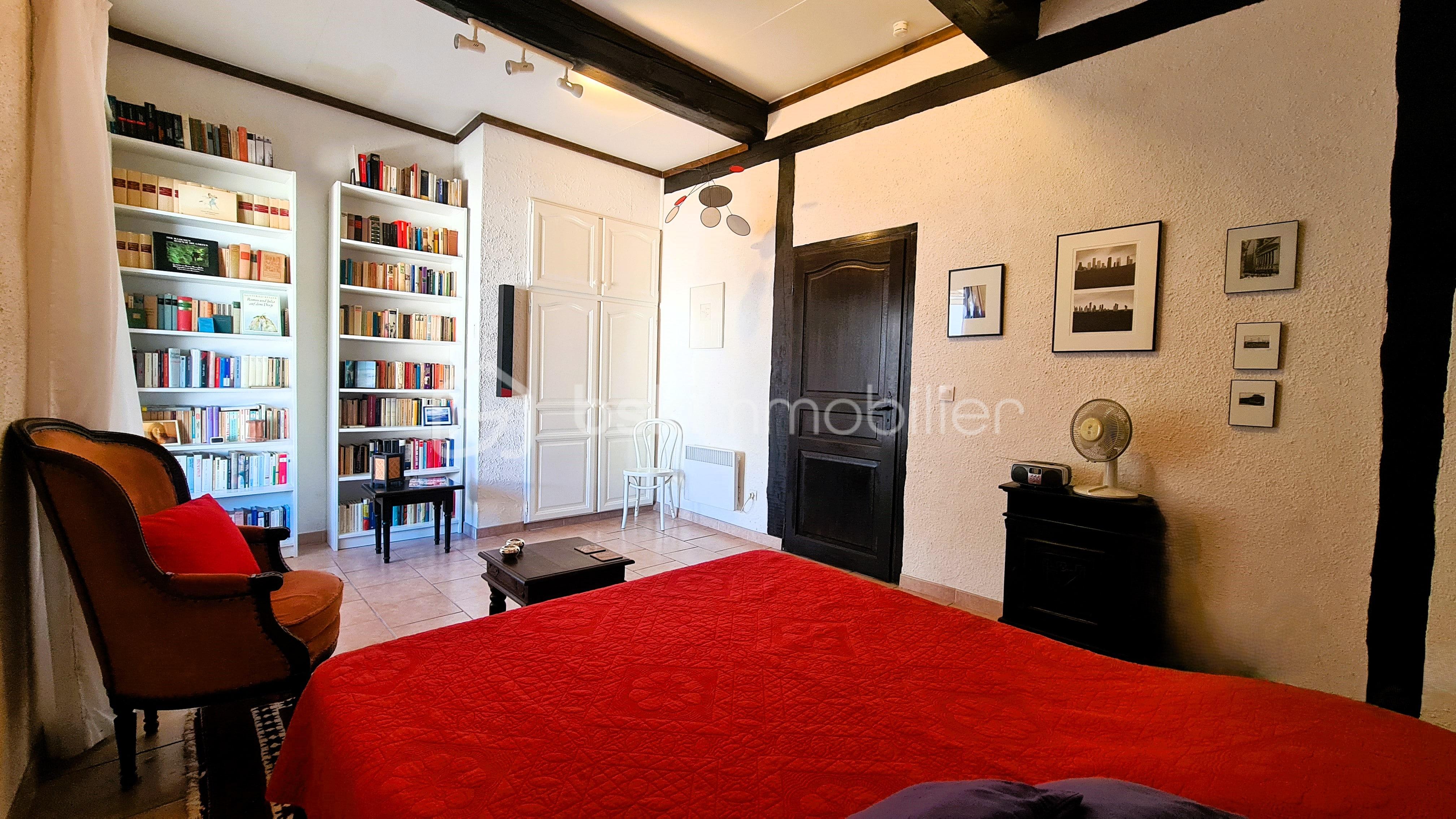 Demeure de 299 m² - 20250722_110607-min.jpg