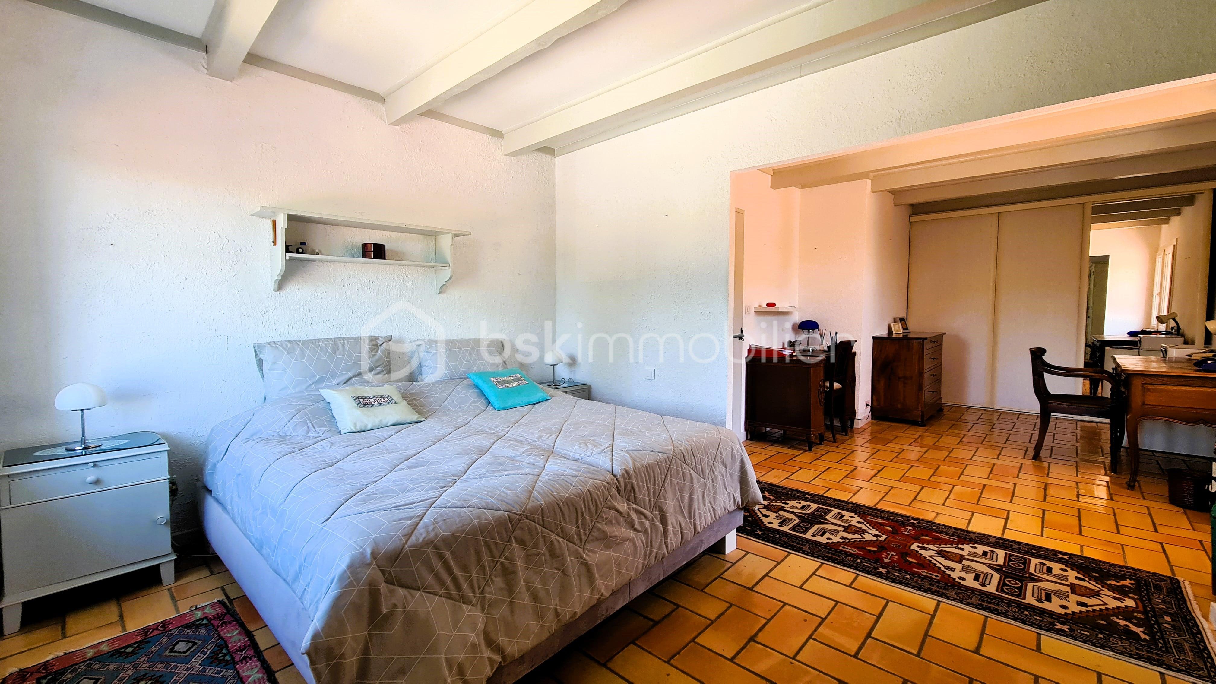 Demeure de 299 m² - 20250722_112315-min.jpg