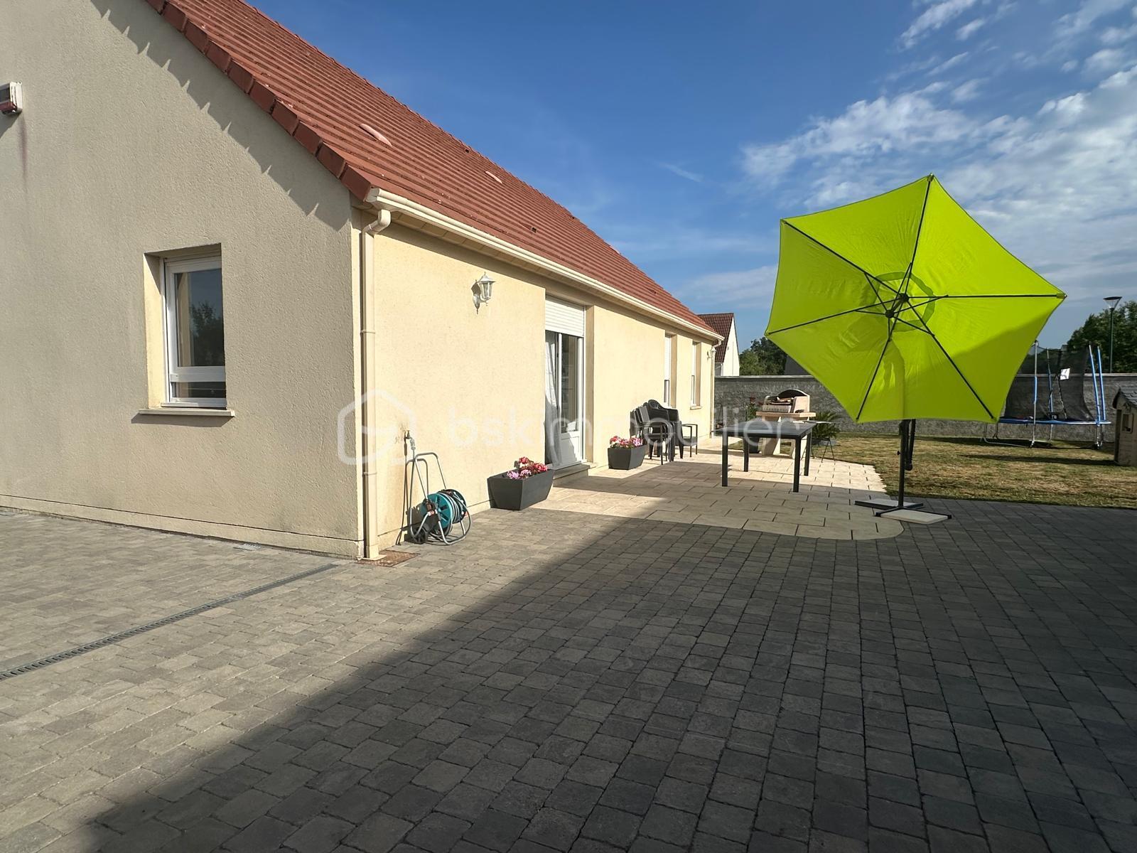 Maison traditionnelle de 106 m² - WhatsApp Image 2025-06-23 à 10.54.42_e8353e5d.jpg